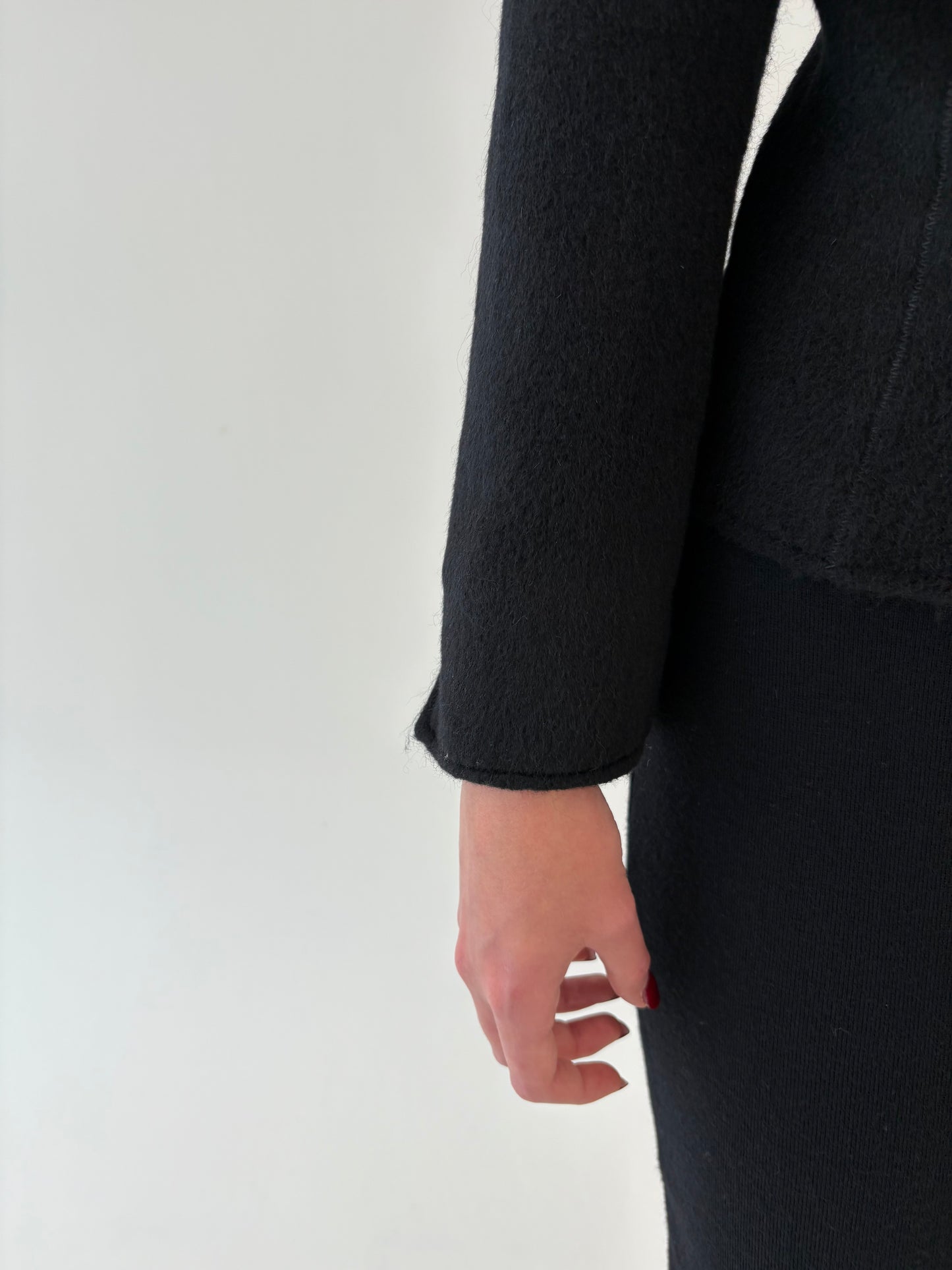 Sacou negru luxury petite Madeleine din stofă de lana și mohair