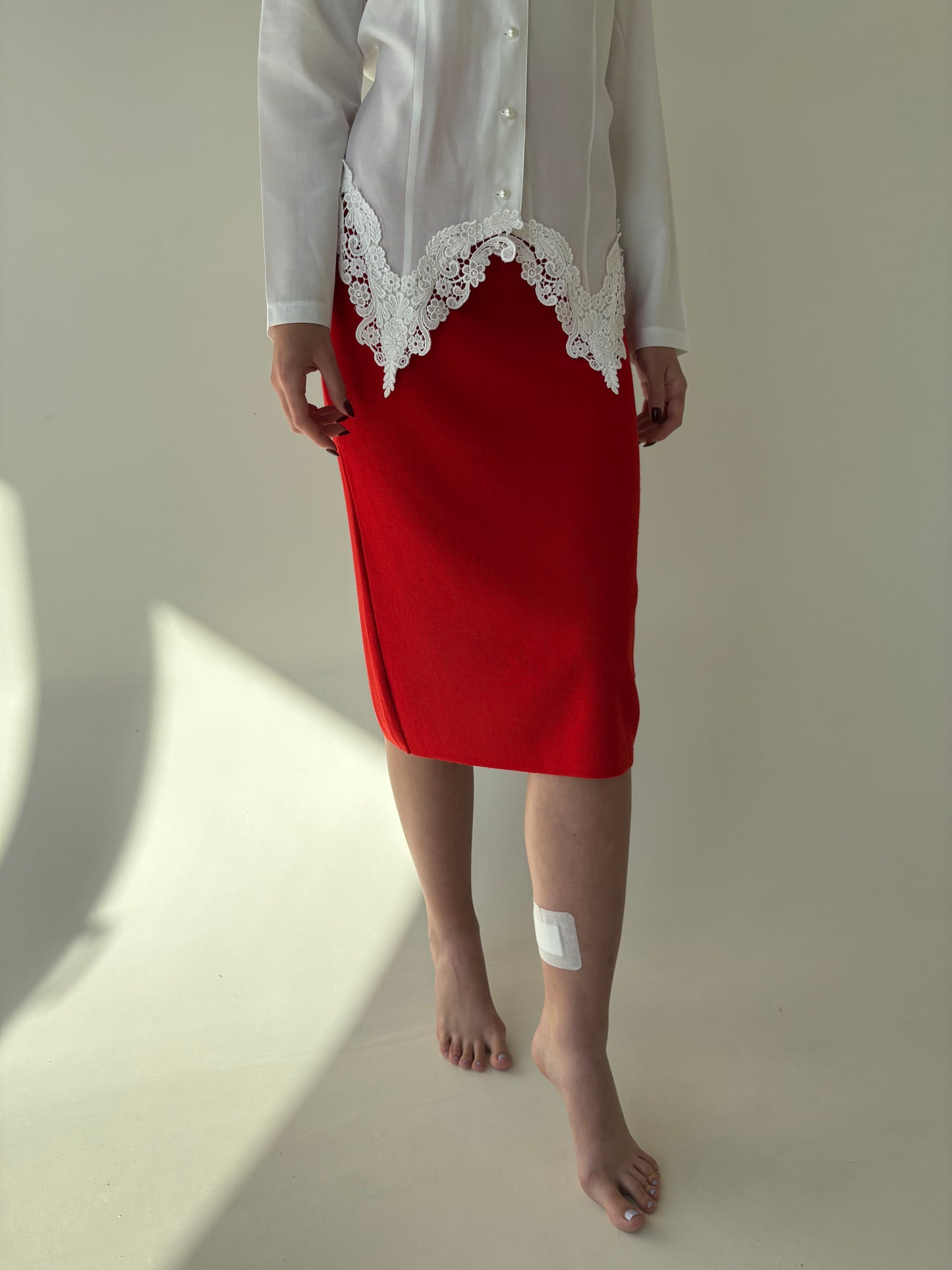 Fustă cherry red din tricot de lana extrafina