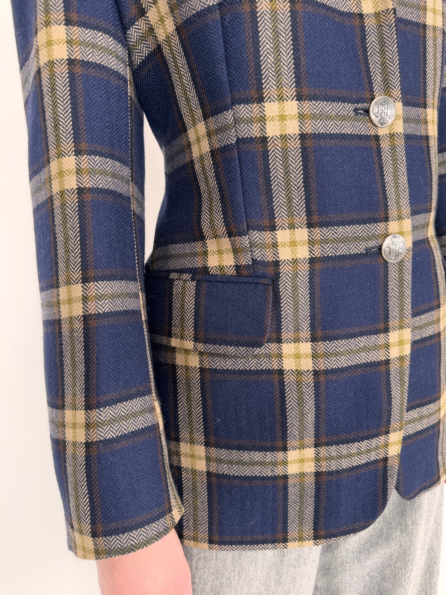 Sacou din Tartan de lana pura certificată în carouri camel pe Navy