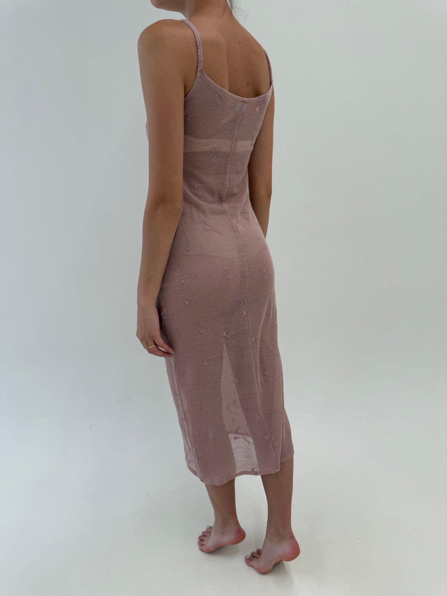 Rochie dusty powder pink italiană din de plajă din jerse de vară cu broderie
