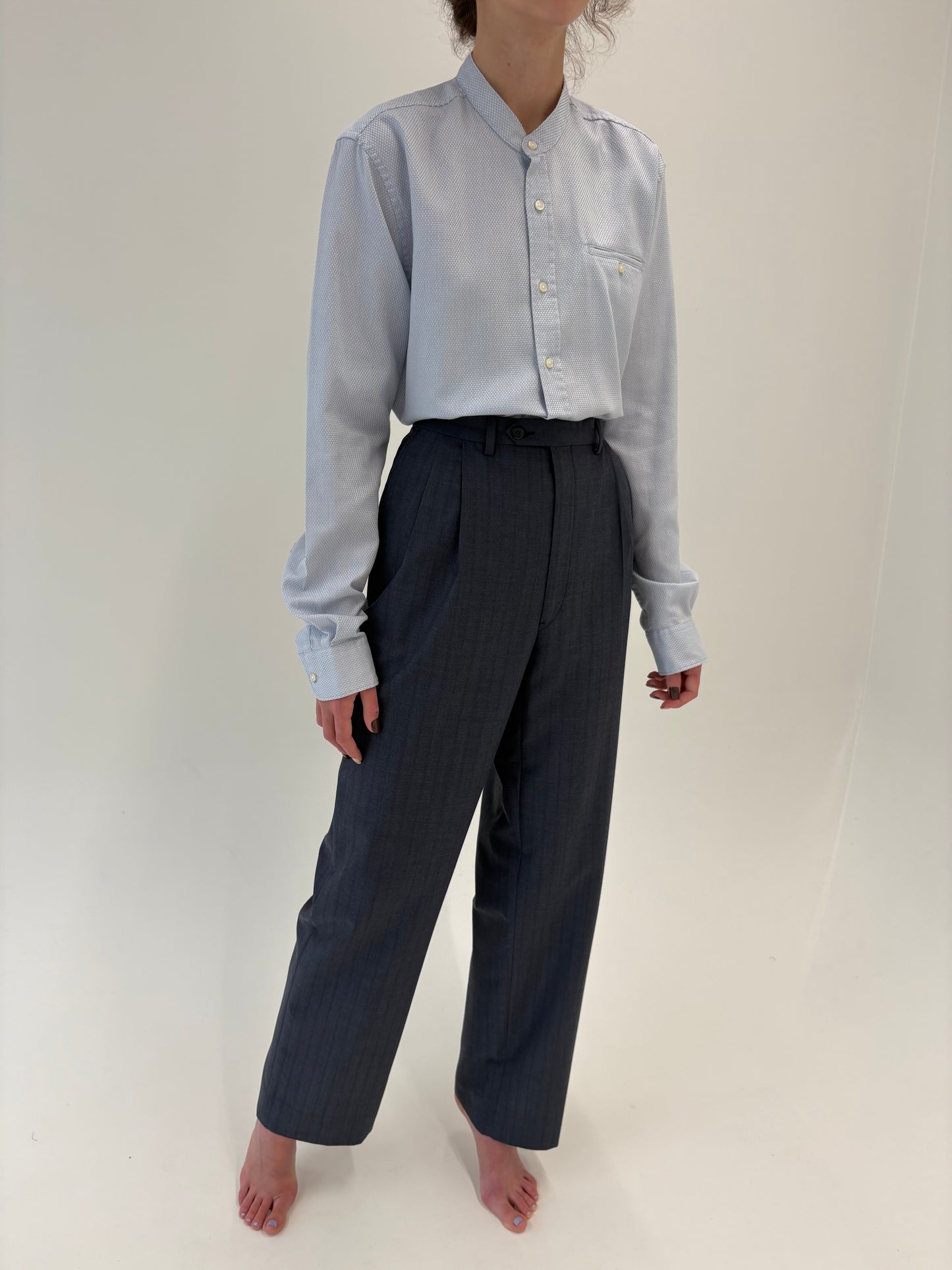 Costum italian dark jeans blue din lana extrafina în croi actual
