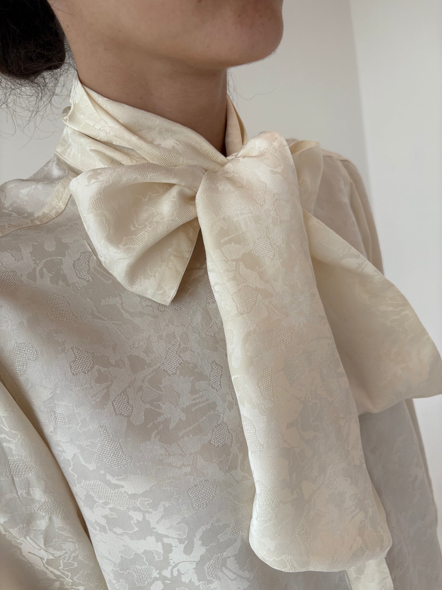 Cămașa vintage luxury din jacquard de mătase naturală superb