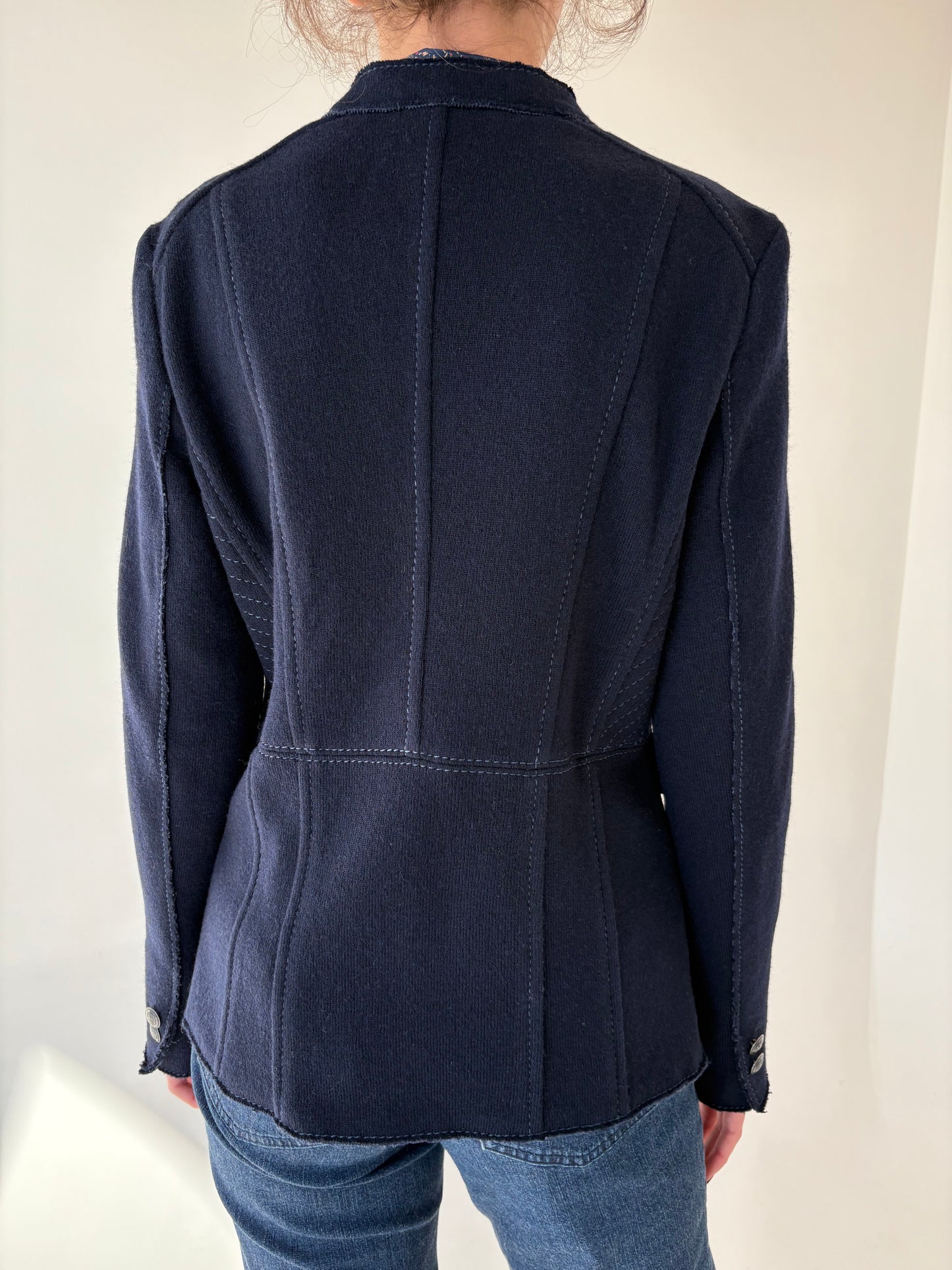 Sacou Navy ușor cambrat din boiled wool cu nasturi metalici argintii