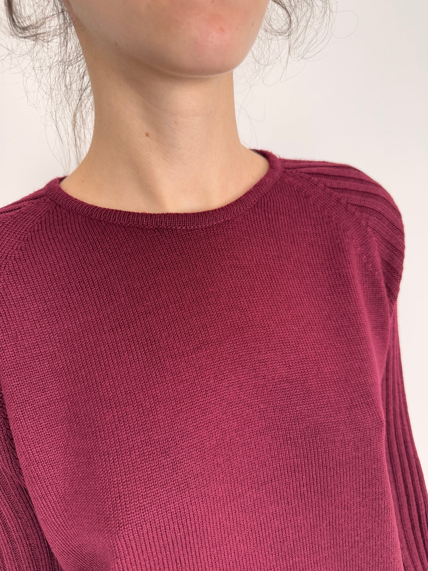 Pulover de brand prmemium burgundy din lana extrafina