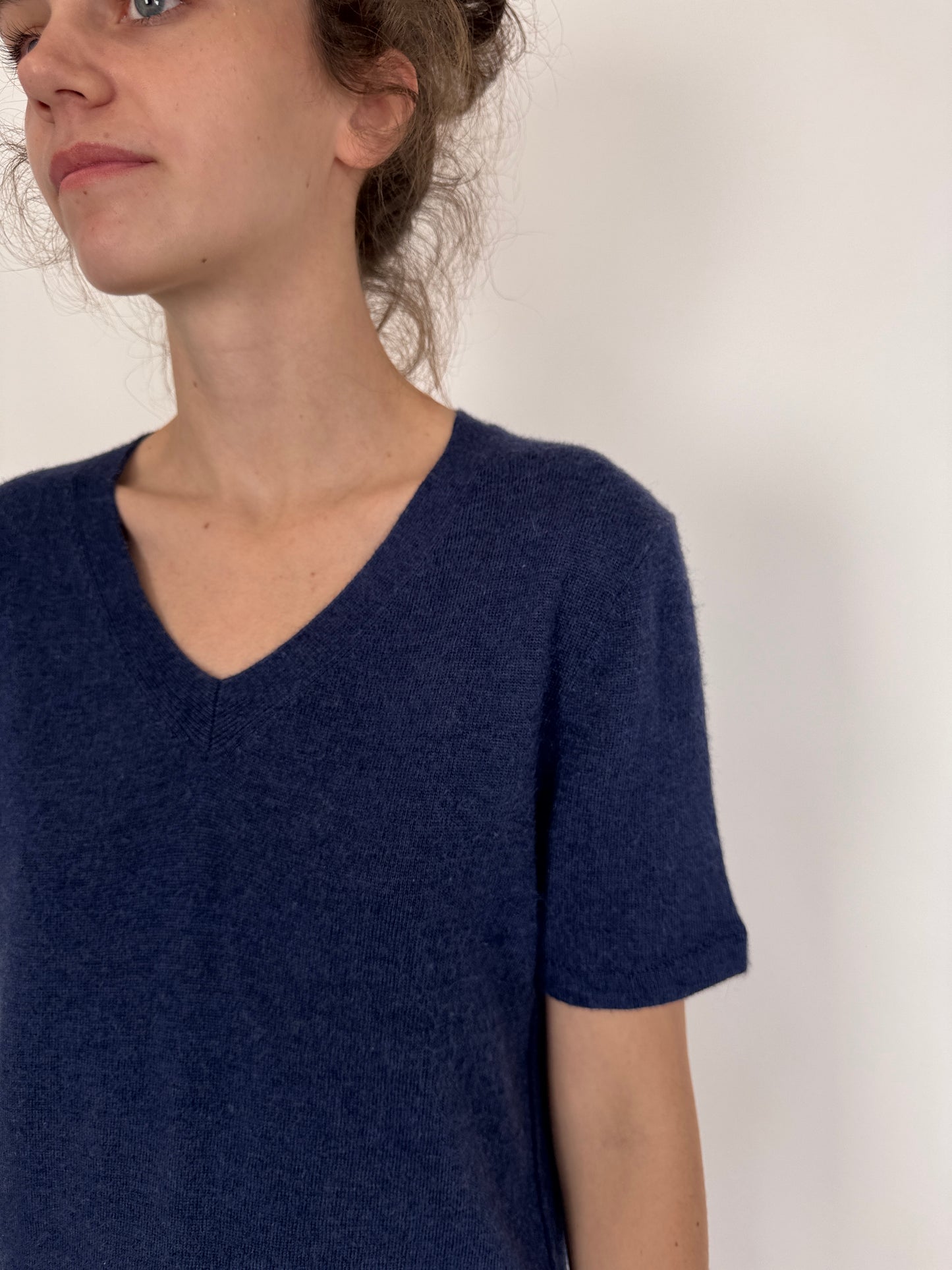 Top dark Navy în anchior din lana extrafina subțire
