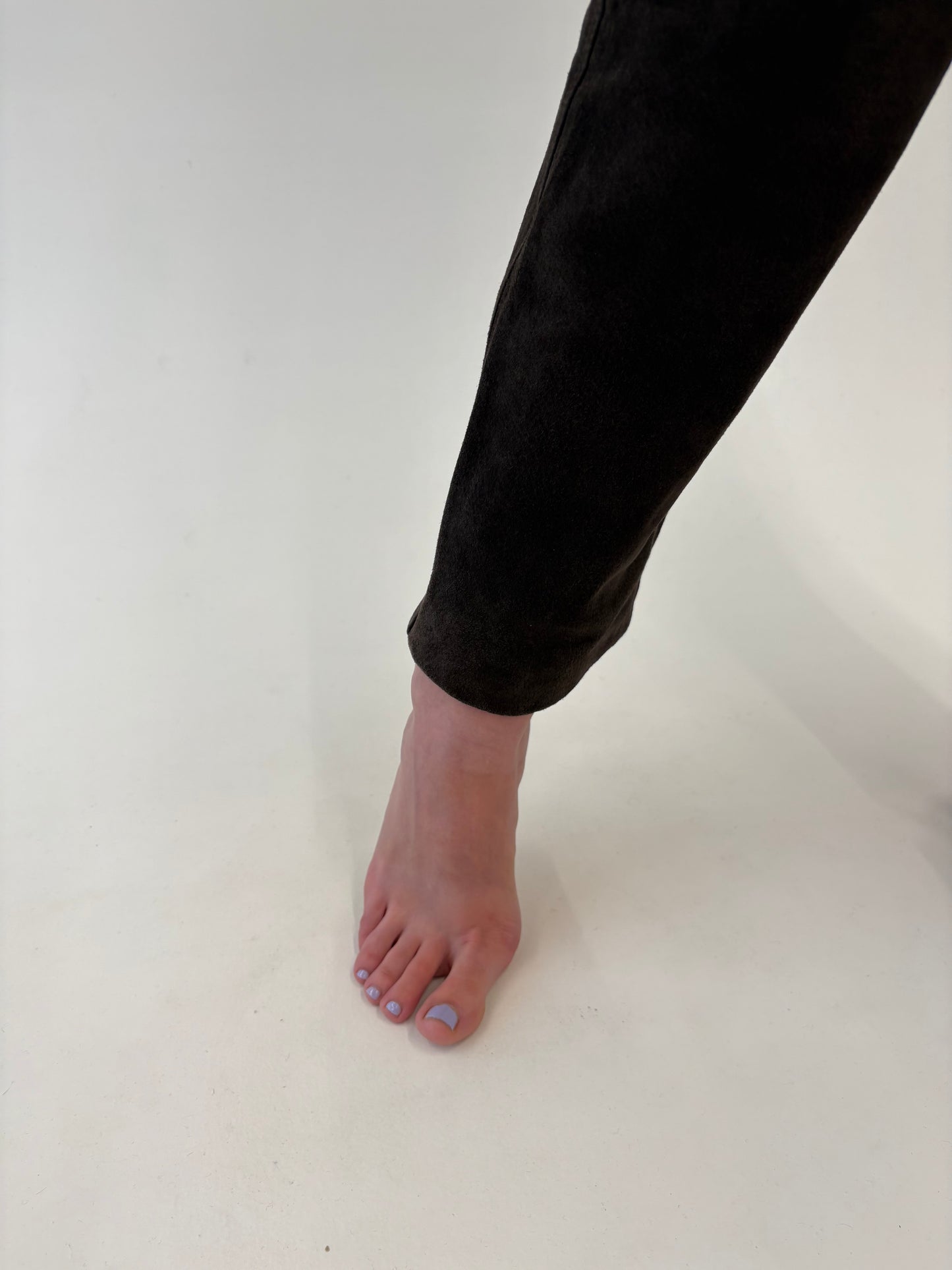 Pantaloni tall din piele naturală dark chocolate brown