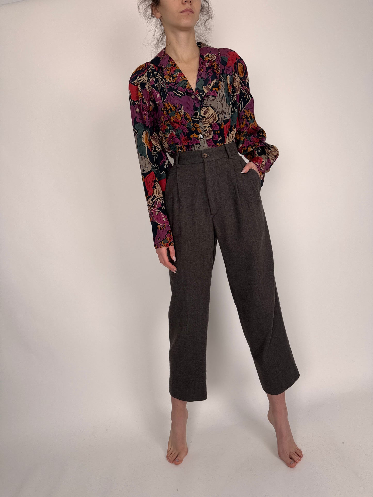 Pantaloni din lana extrafina wenge brown cu talie ultra înaltă