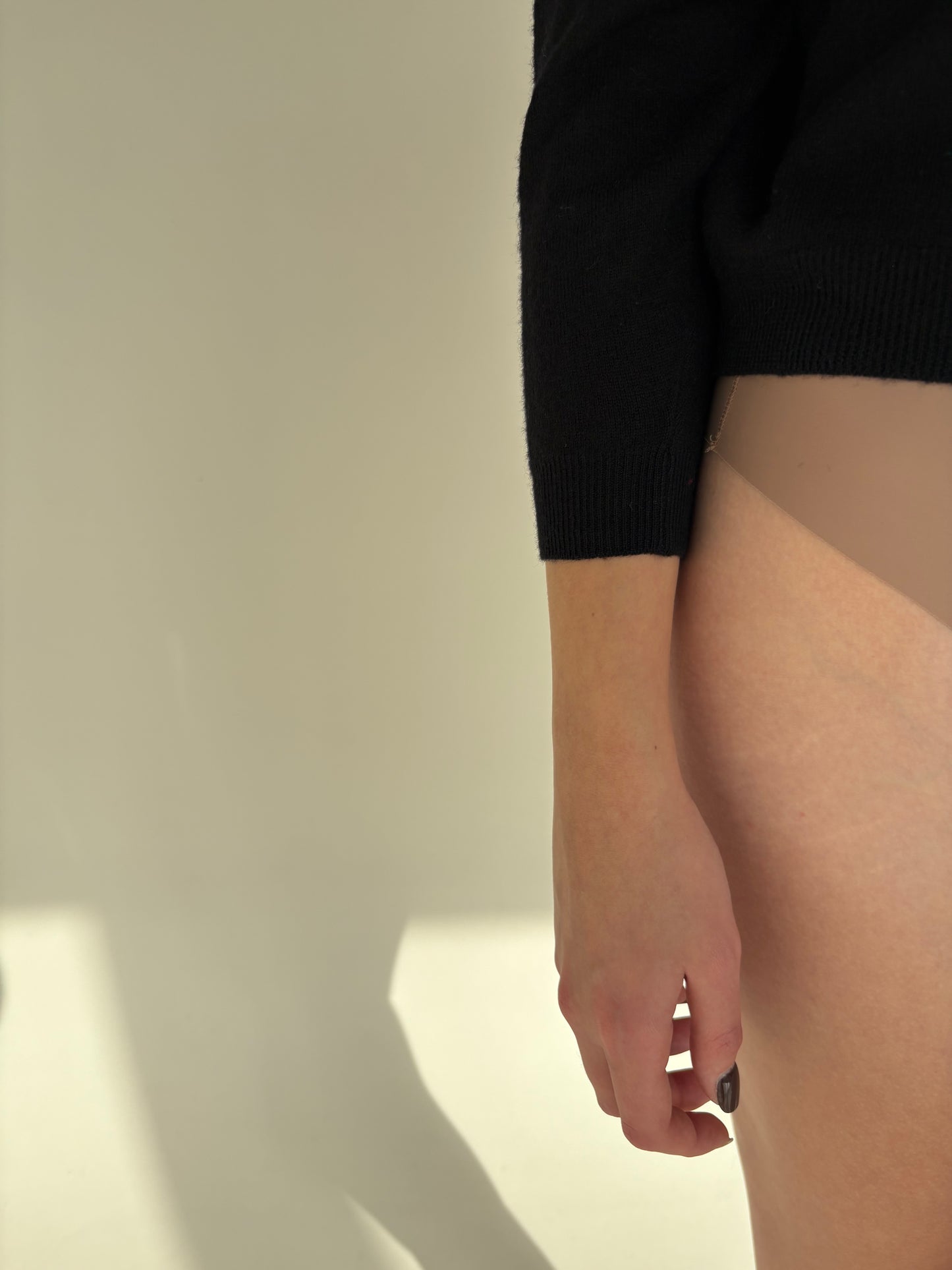 Pulover negru petite din lana extrafina