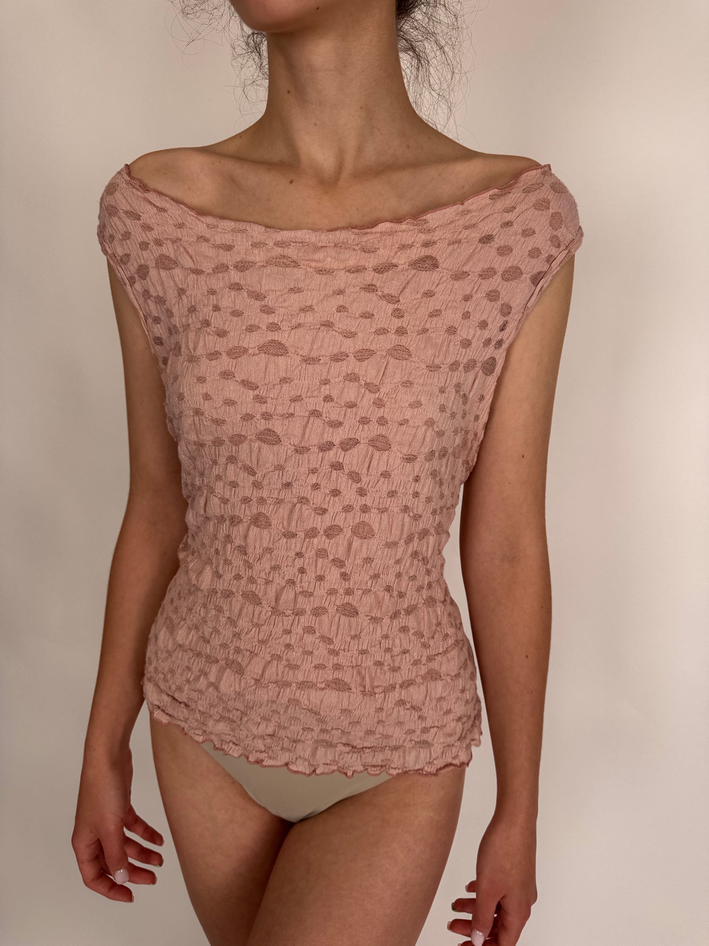 Top vintage powder pink Y2K cu textură smocked