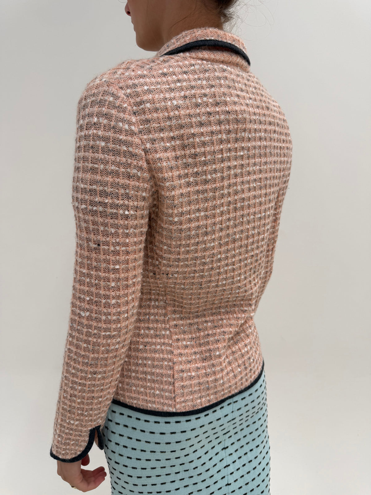 Sacou in stil Chanel de brand luxury italian Liola din tweed ultra confort de lana