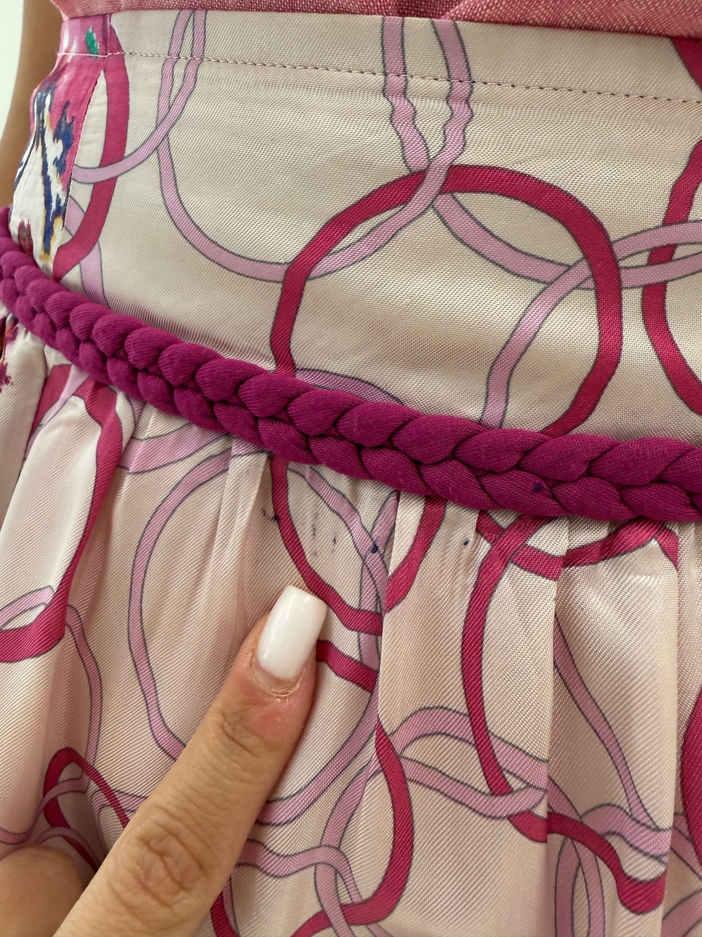 Fustă în croi chic cu print magenta cu talie ultra înaltă din twill satinat