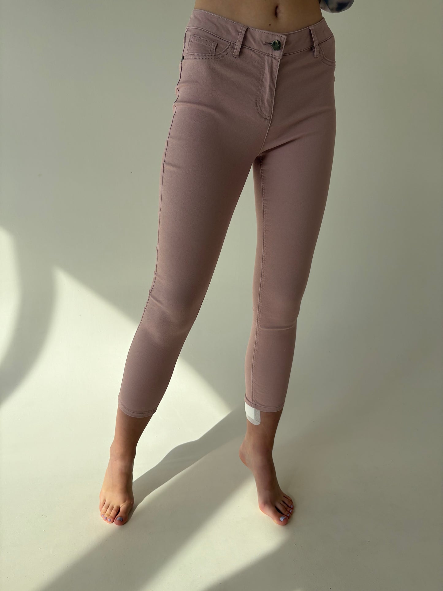 Jeans premium light pink petite capri modelatori