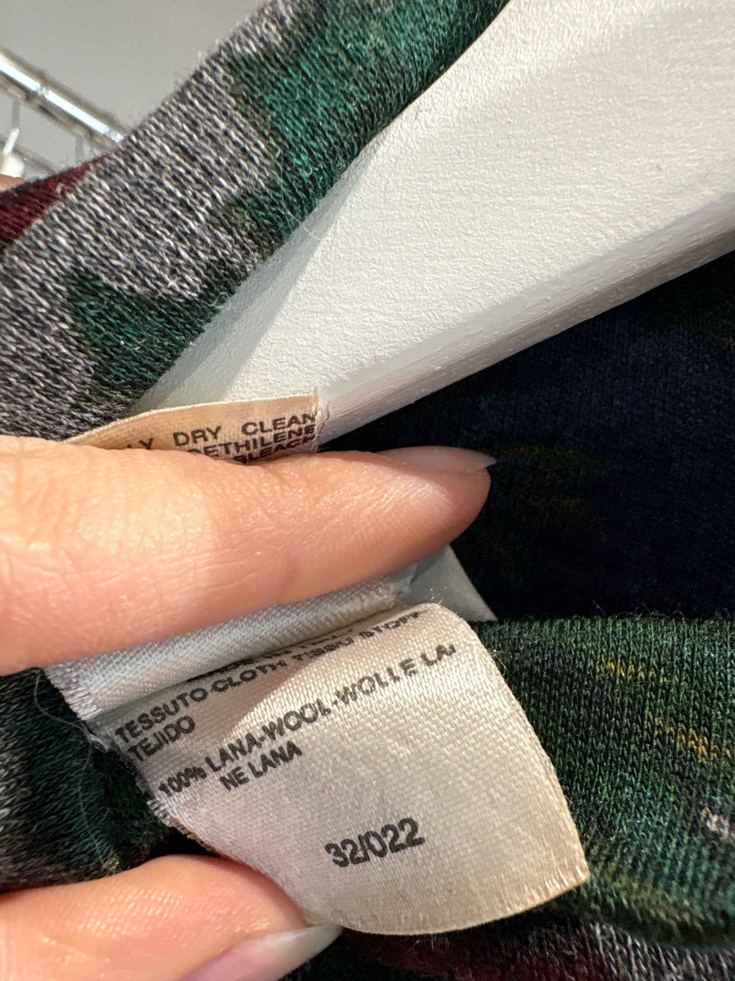 Maleta Sportmax Max Mara cambrata cu fronseuri din lana extrafina