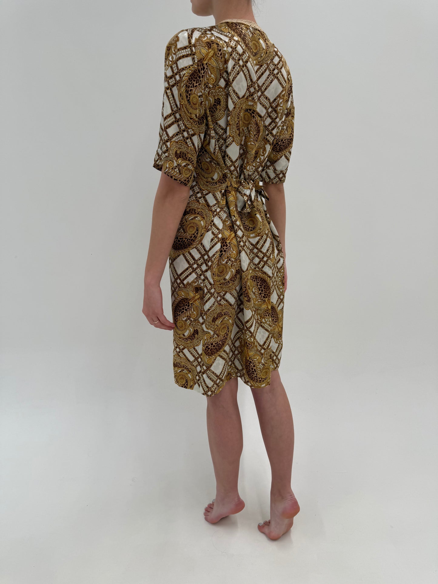 Rochie vintage din mătase naturală cu print baroc în croi lejer cu cordon