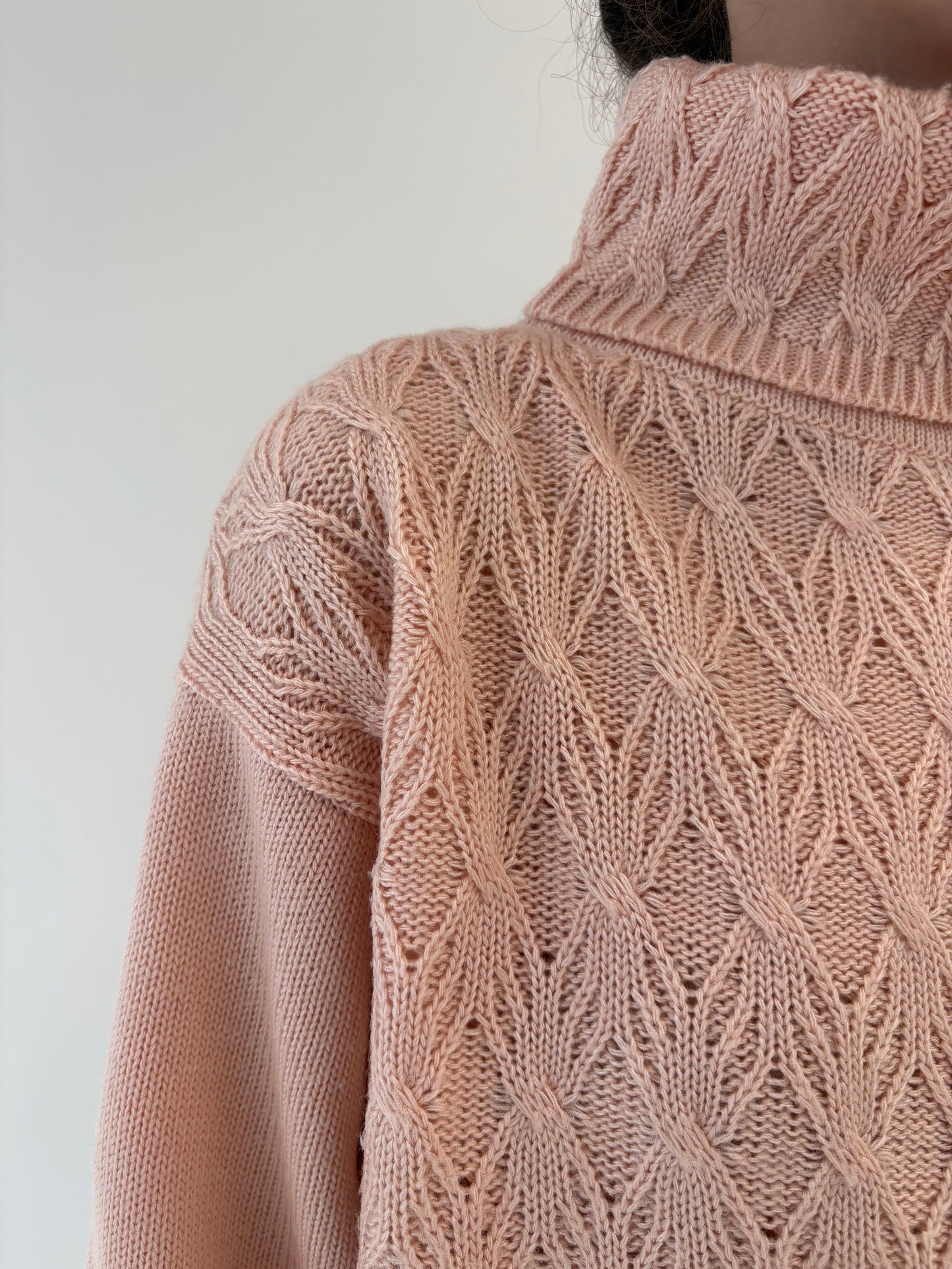 Maleta vintage texturată powder pink din lana extrafina în croi lejer