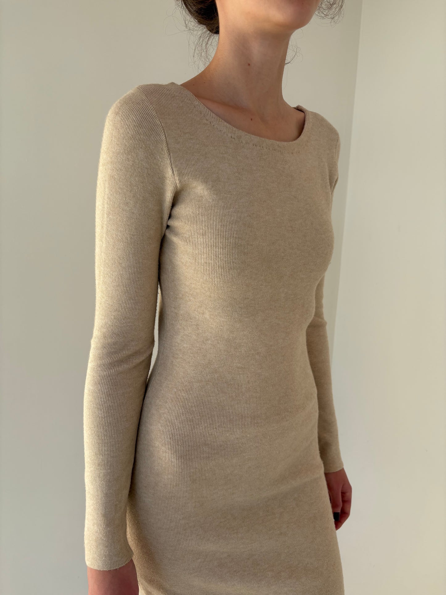 Rochie light nude din tricot excepțional de cașmir și bumbac