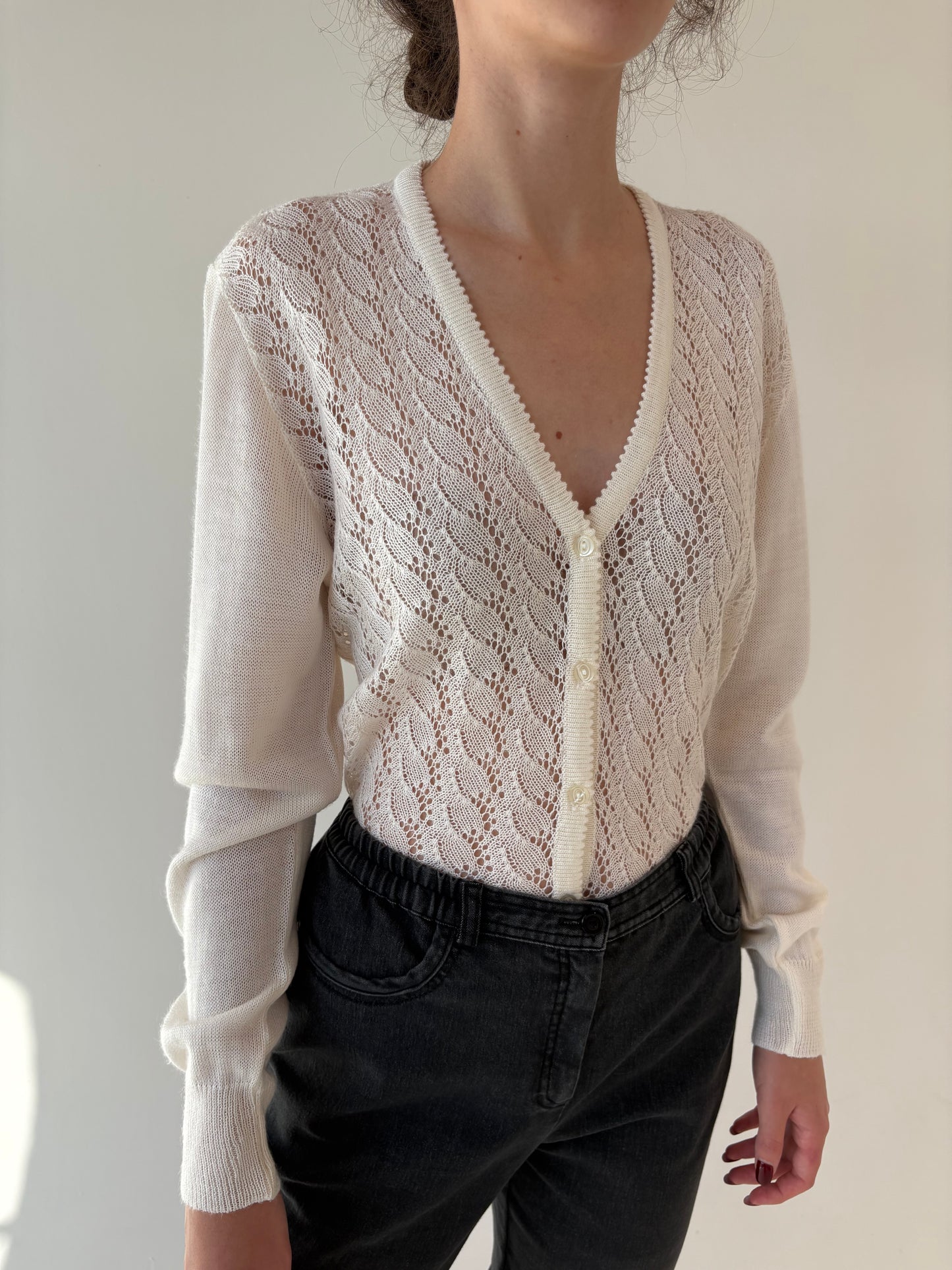 Cardigan vinatge dantelat din mix de lana extrafina