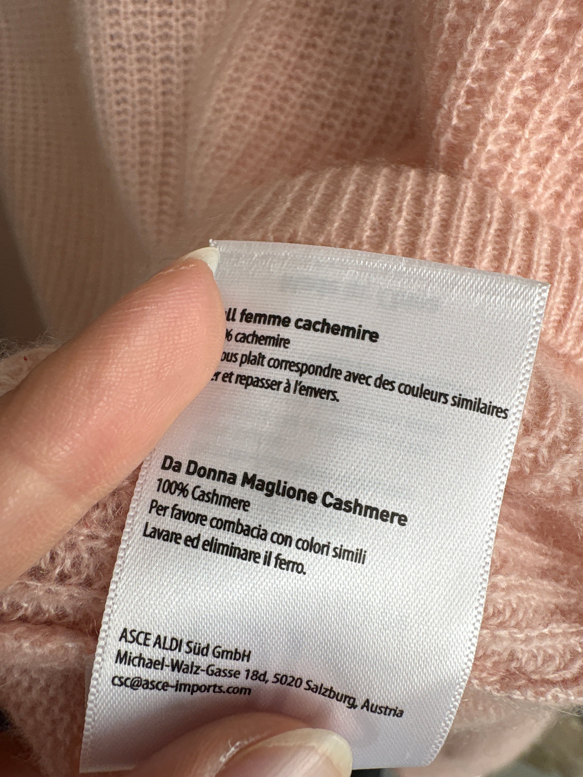 Maleta petite powder Pink din cașmir în croi lejer