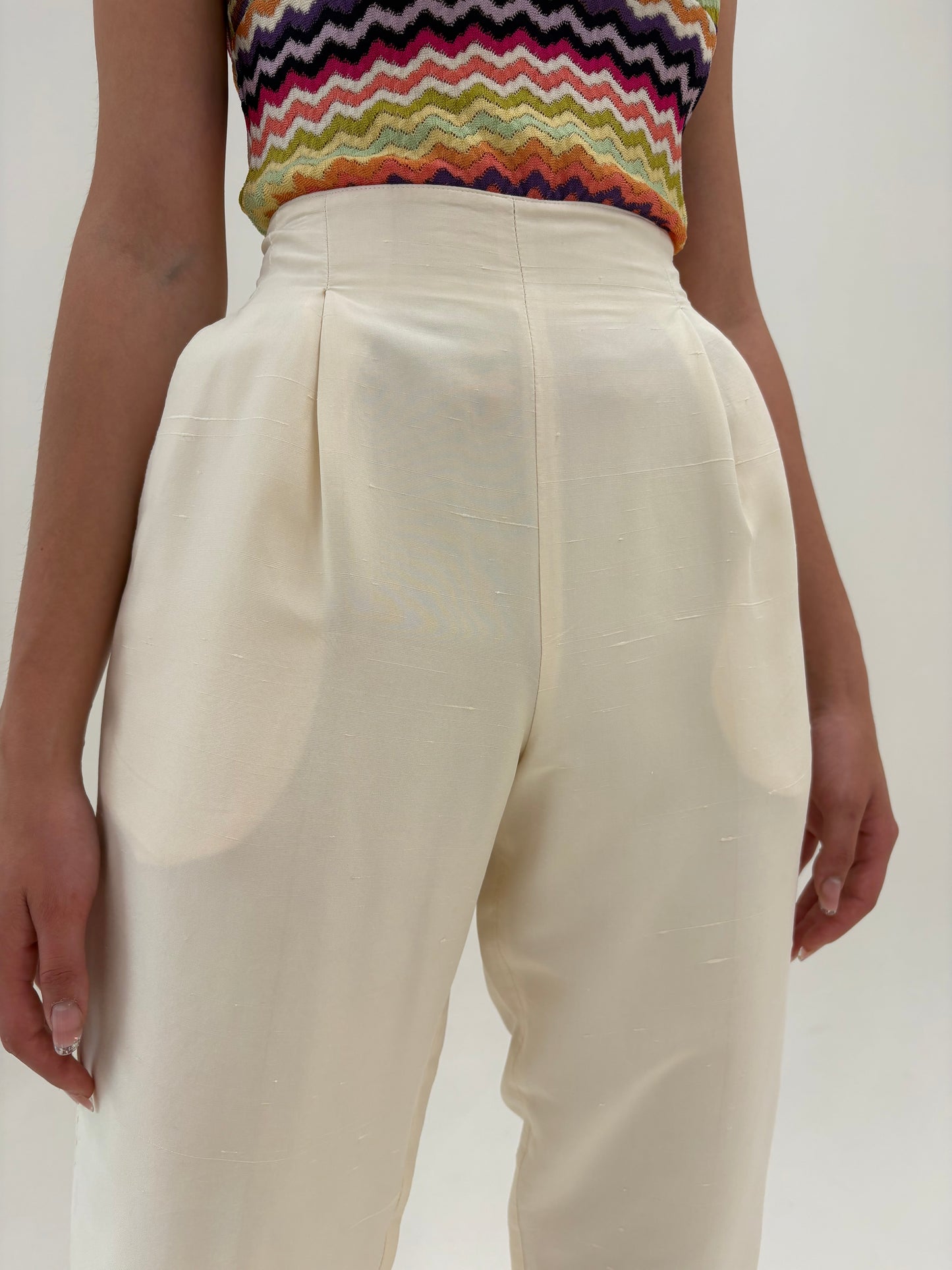 Pantaloni Gucci petite din mătase naturală butter white cu talie ultra înaltă