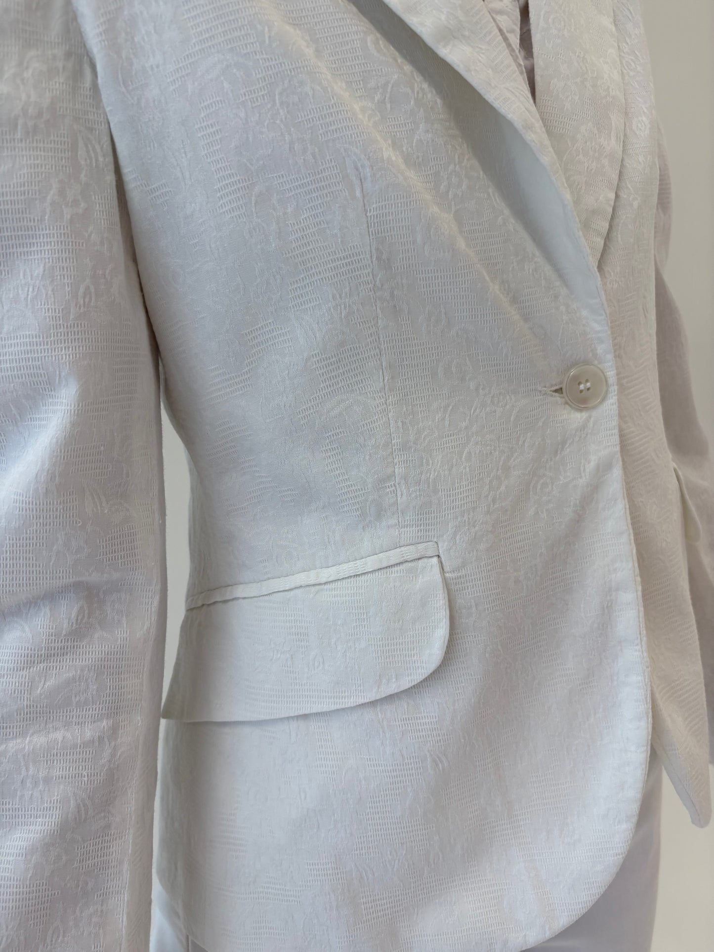 Sacou cambrat italian din jacquard de bumbac moale