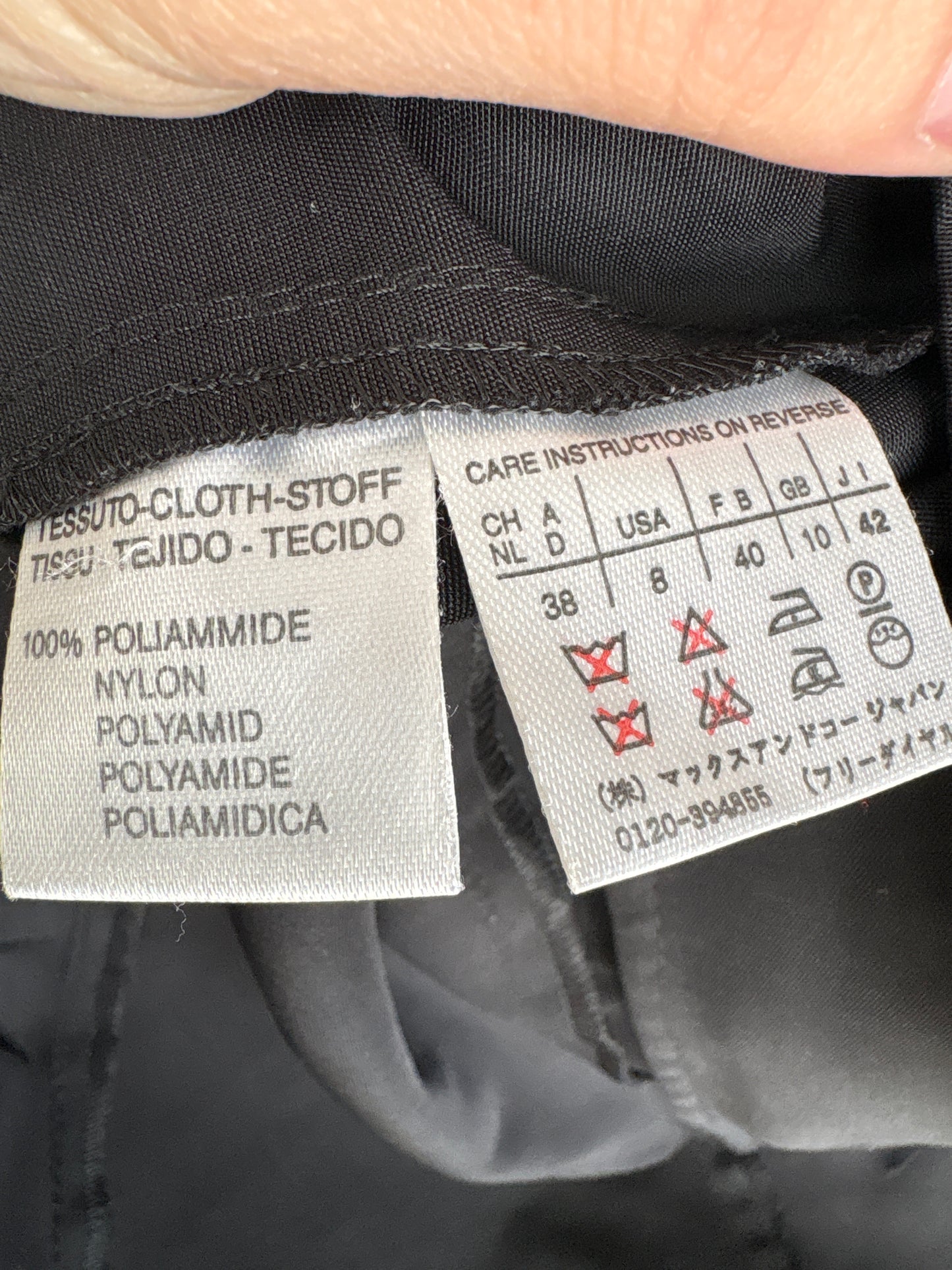 Jacheta impermeabilă de vară Max&Co by Max Mara neagră in croi ușor cambrat