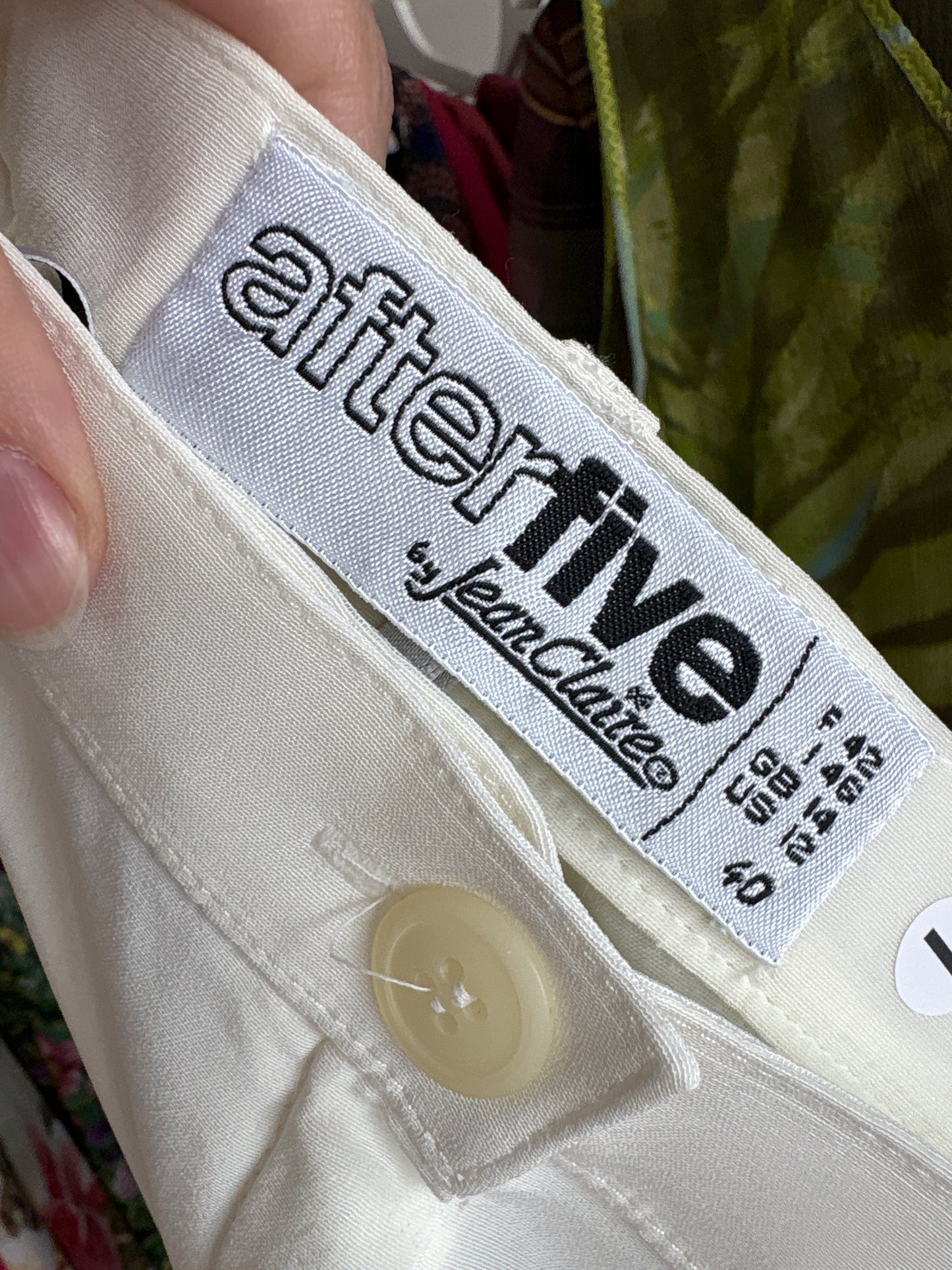 Pantaloni petite țigaretă de la zi la cocktail cu talie ultra înaltă și solduri generoase