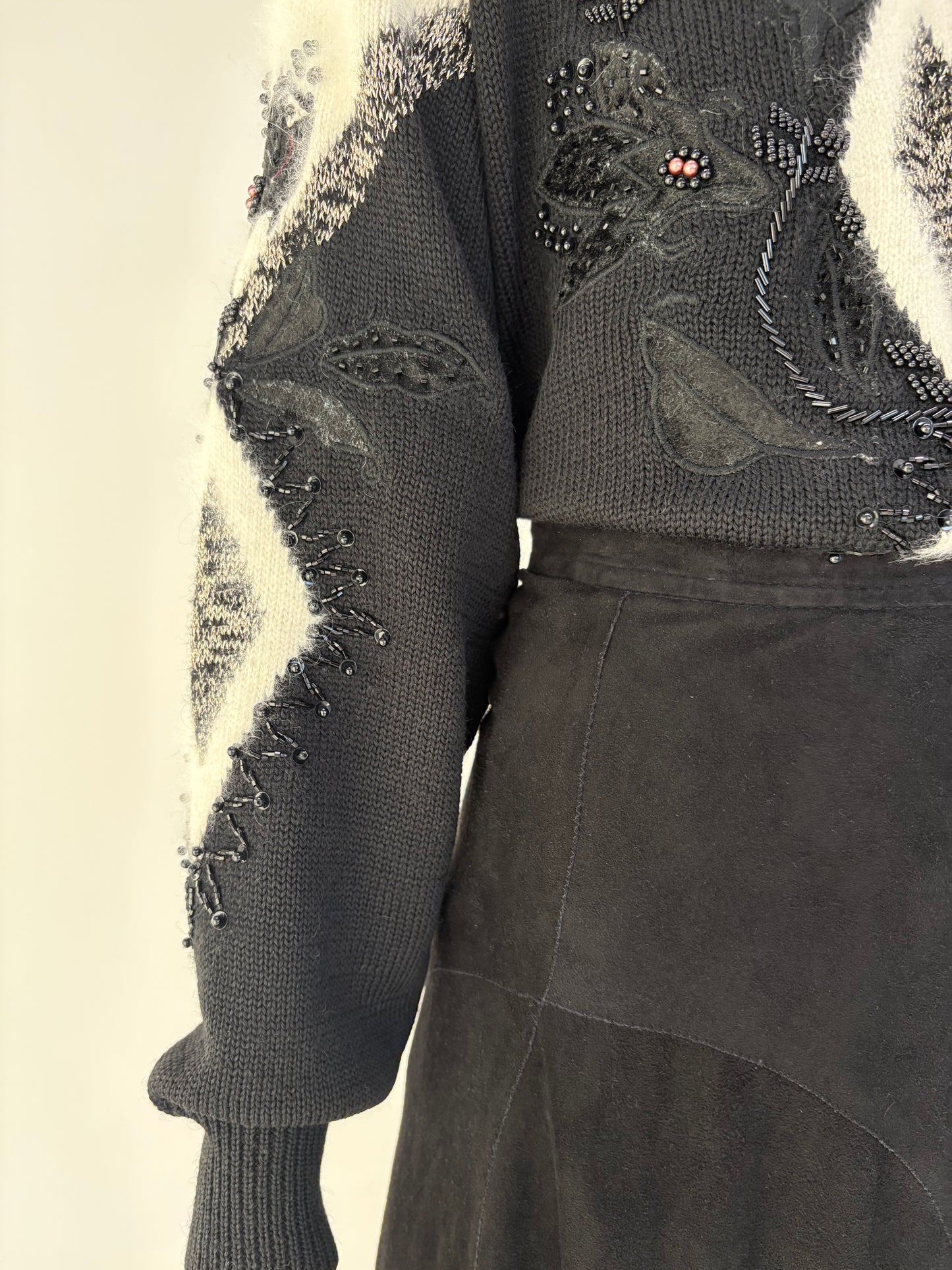 Fustă amplă neagra din piele naturală întoarsă mănușă de la zi la seară