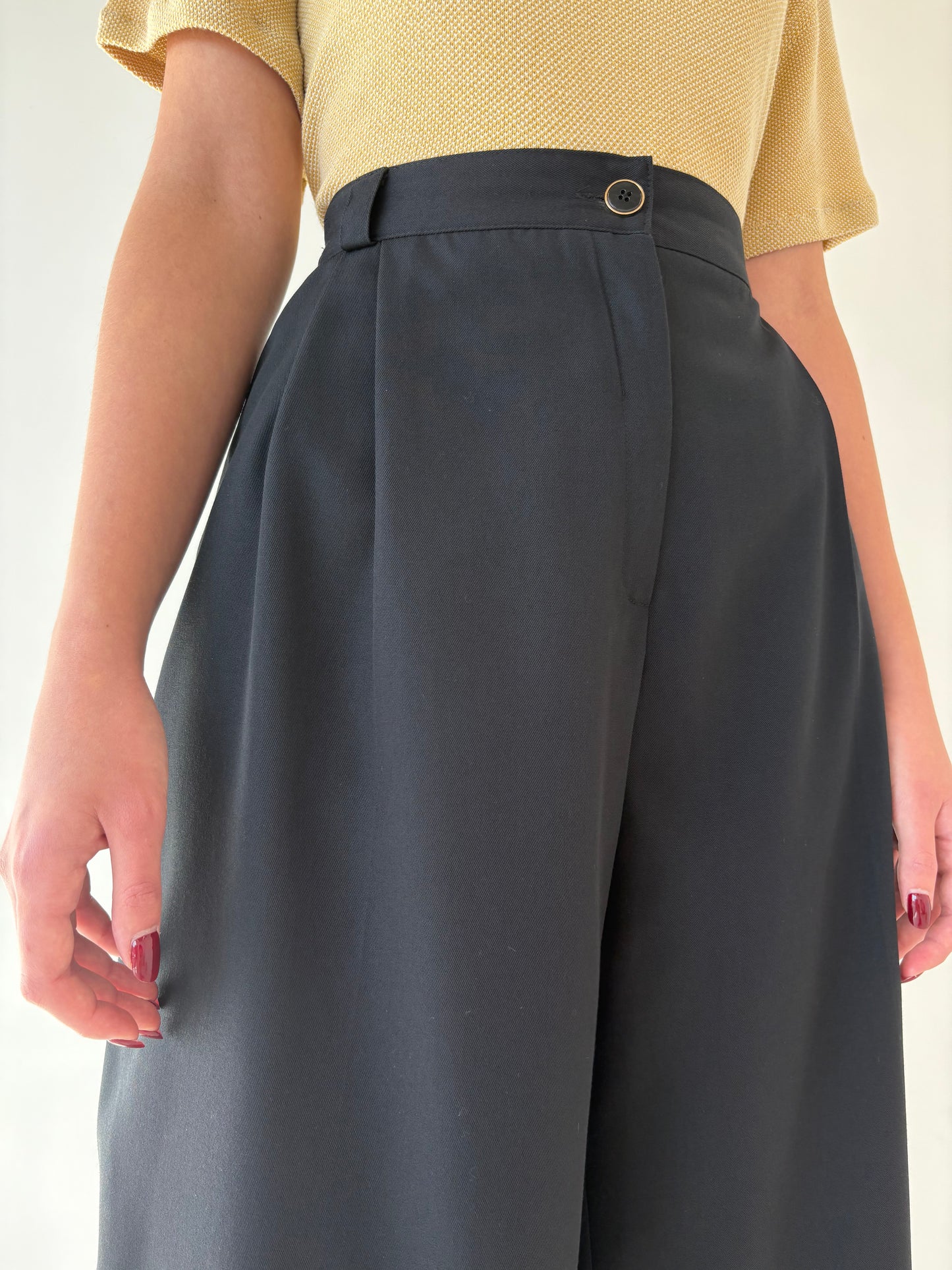 Pantaloni cu talie ultra înaltă negri din stofita extrafina de lana