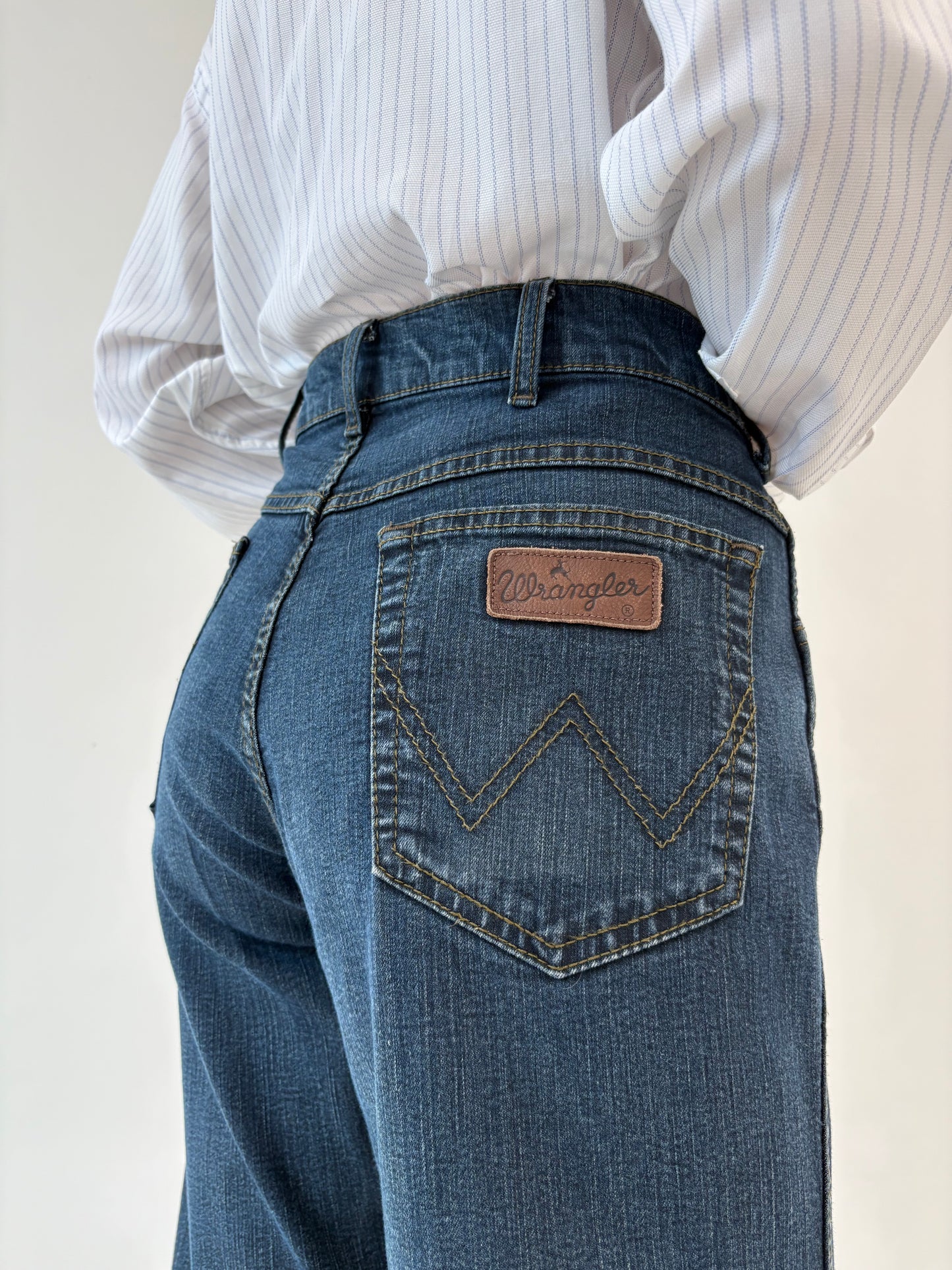 Jeans vintage premium petite dark wash modelator