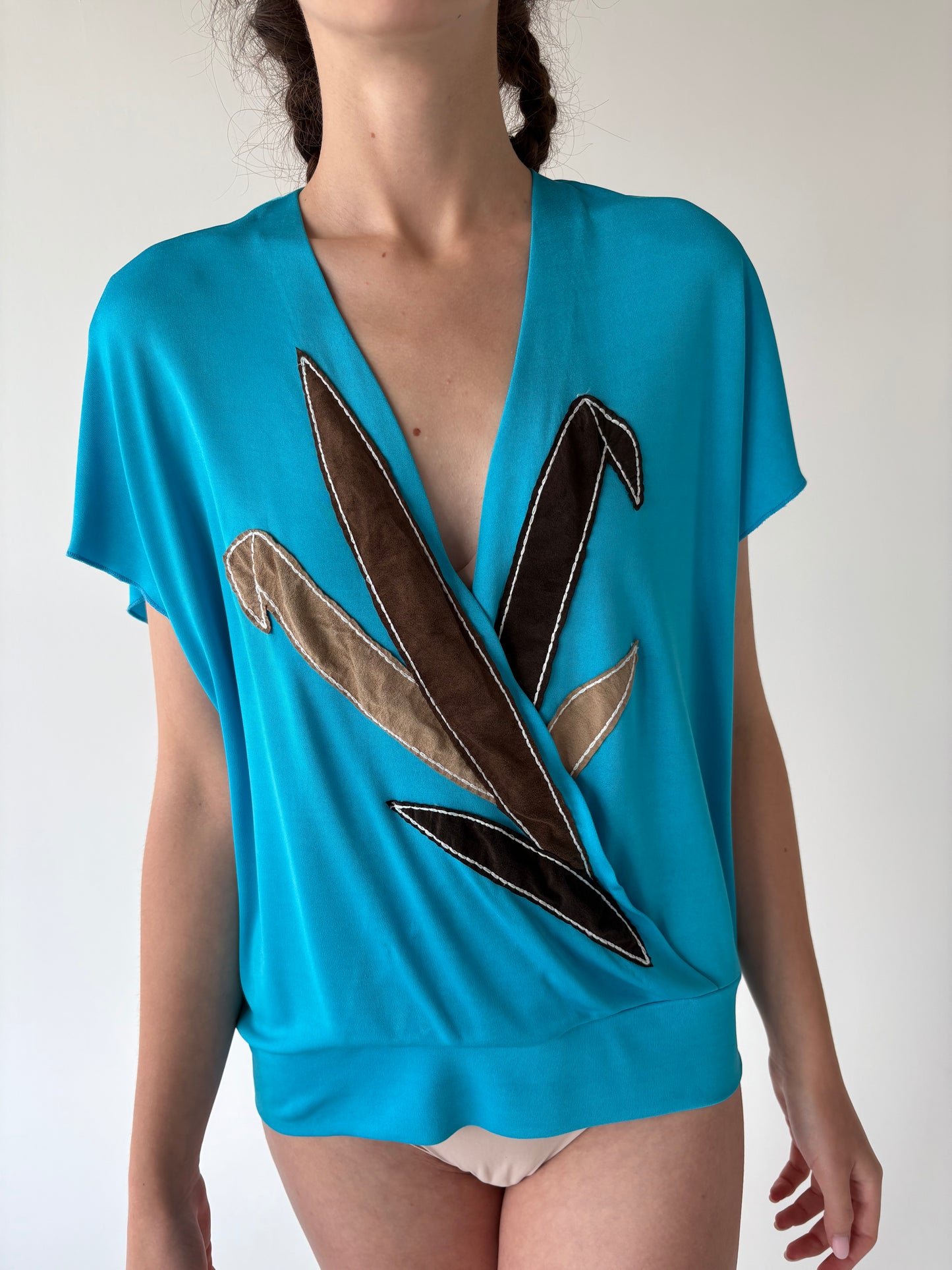 Top vintage luxury Iceberg cu aplicații