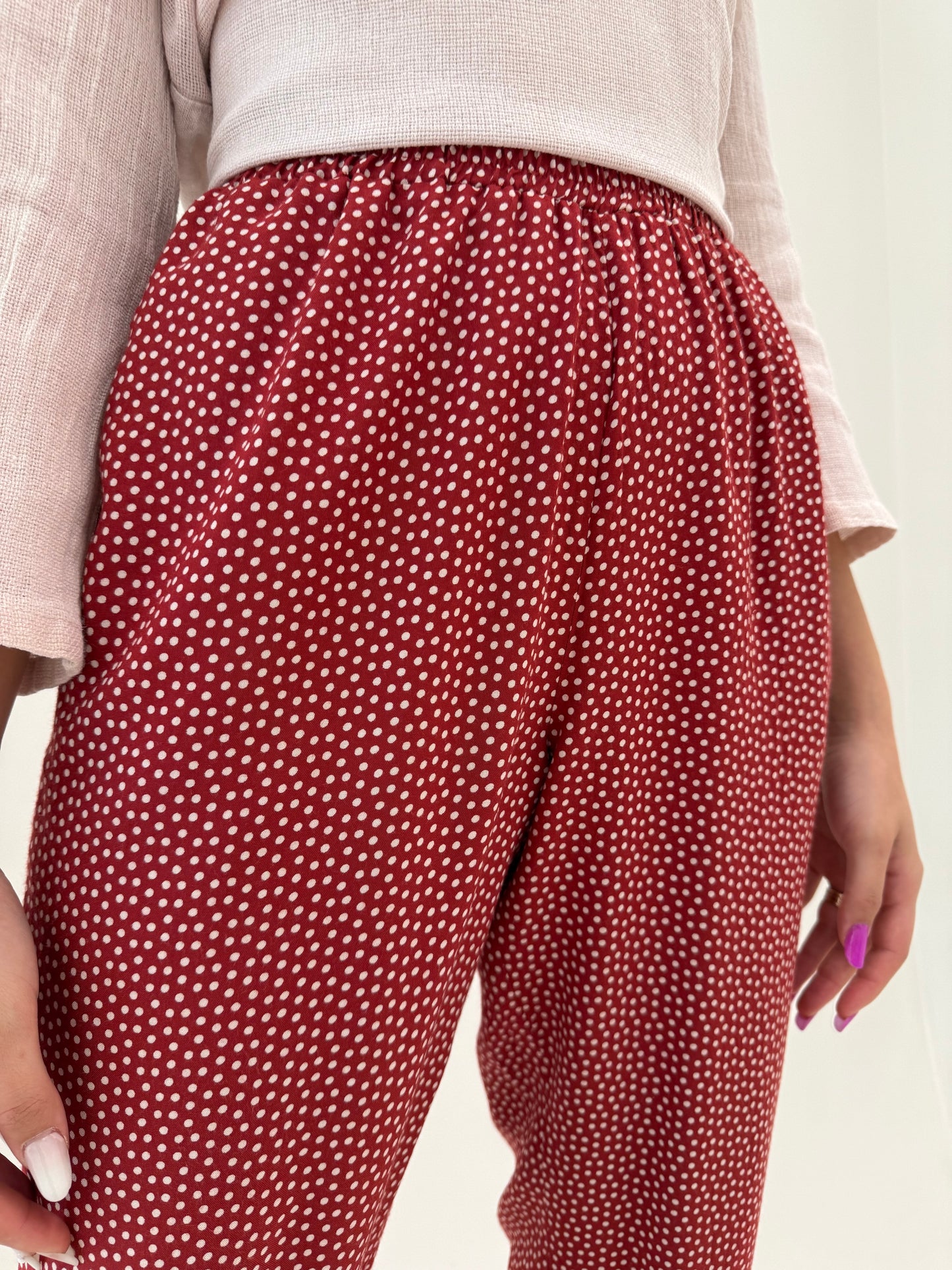 Pantaloni vintage petite super vaporoși dark red cu buline albe