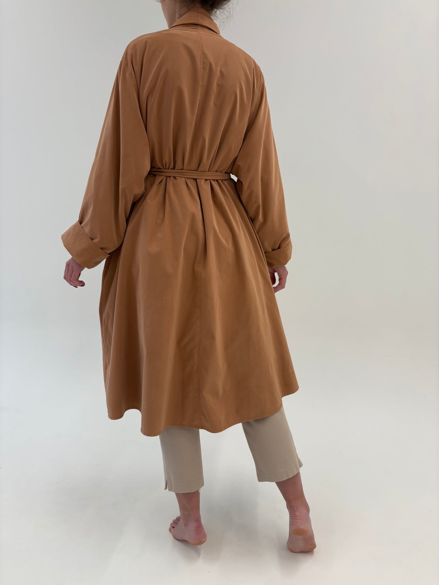 Trench vintage ultra amplu în stil Balenciaga caramel brown