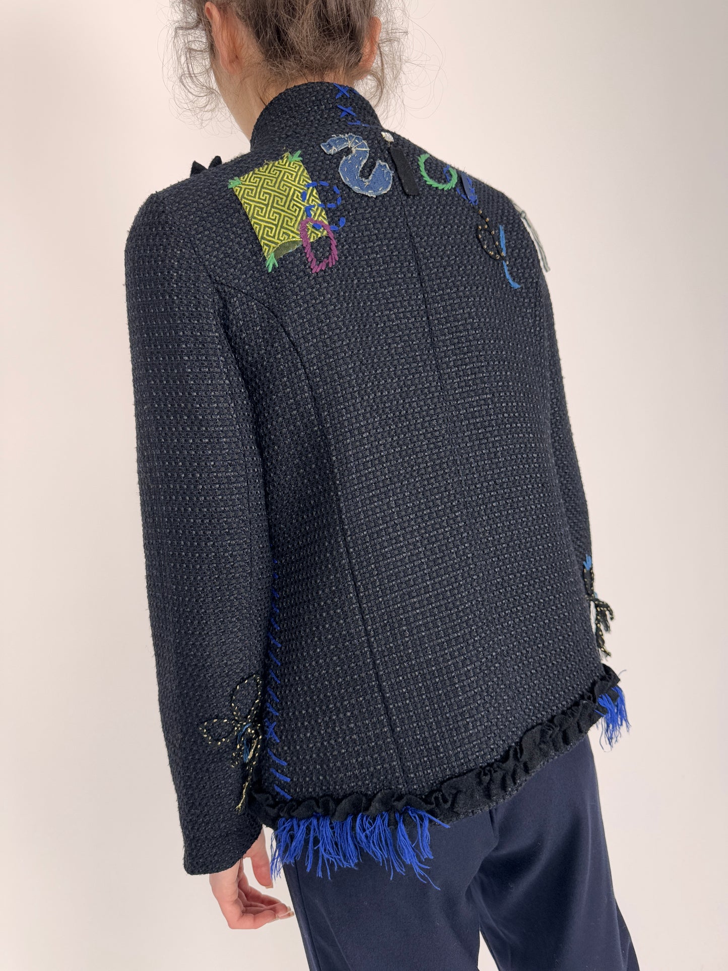 Jacheta Desigual din tweed din mix de lana cu broderie și aplicații
