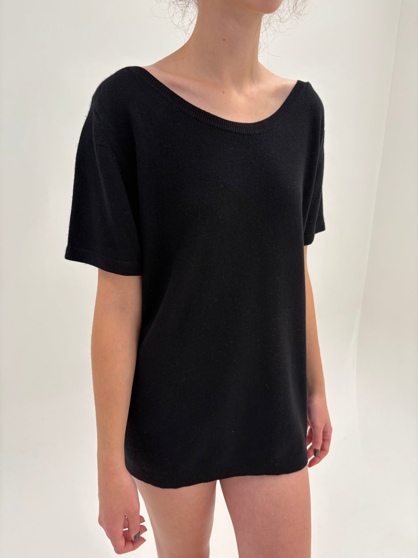 Top negru din cașmir și mătase naturală