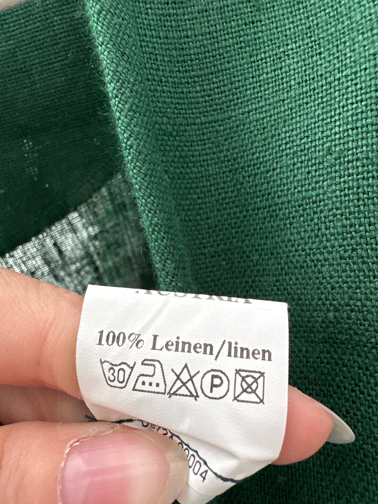 Rochie vintage din pânză grea de in cu corsaj si broderie