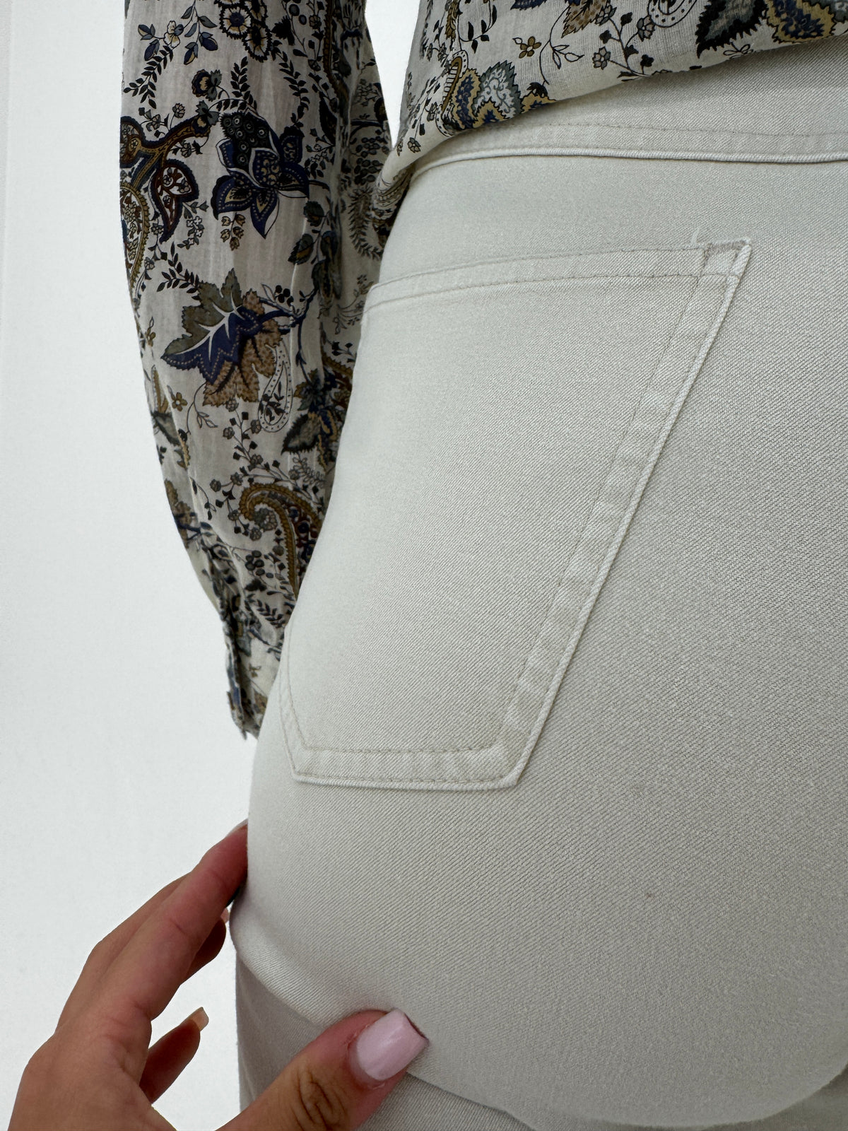 Jeans petite ultra confort modelatori cu talie înaltă silver gray