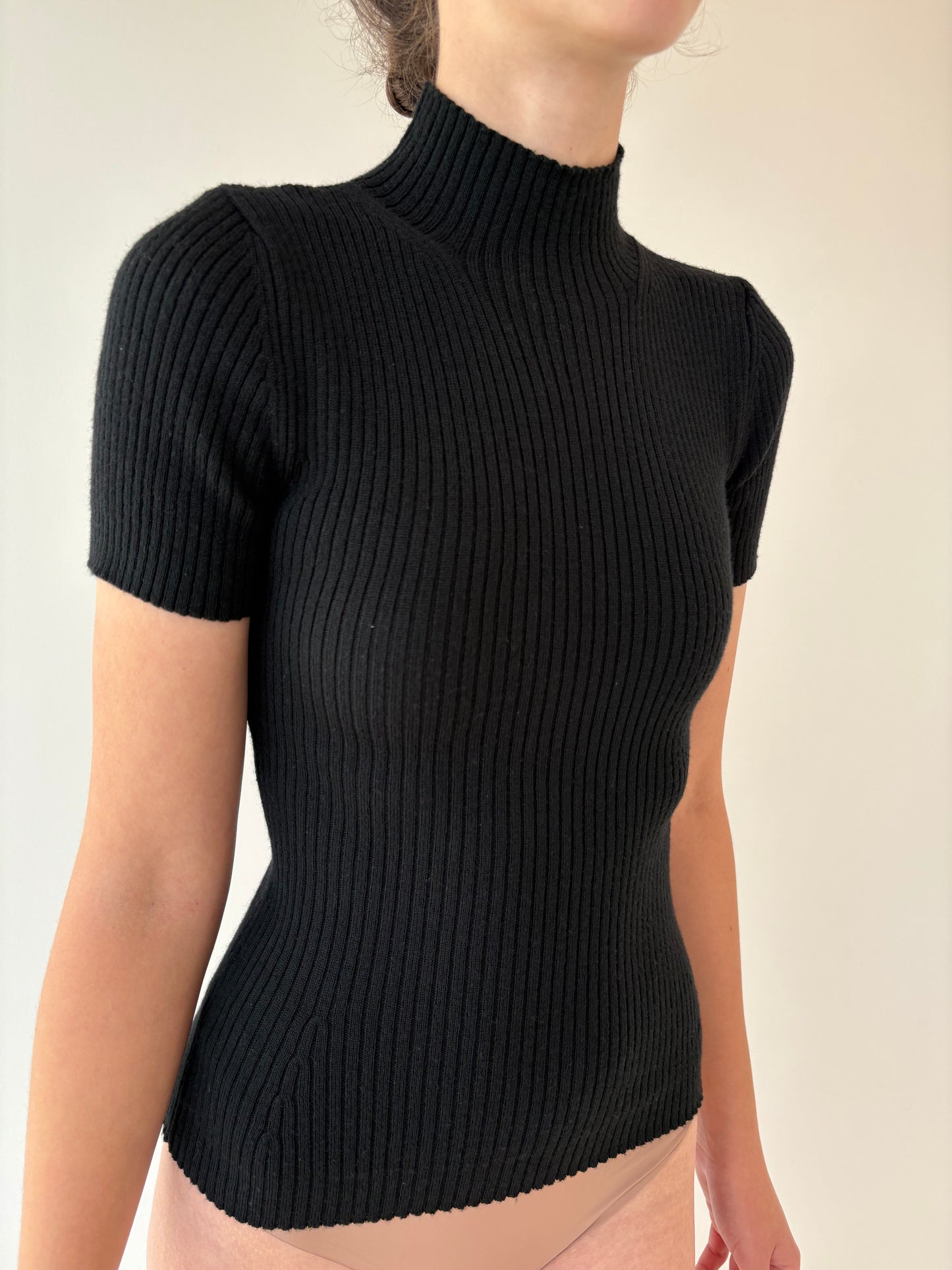Maleta neagră Stefanel din lana extrafina ribbed