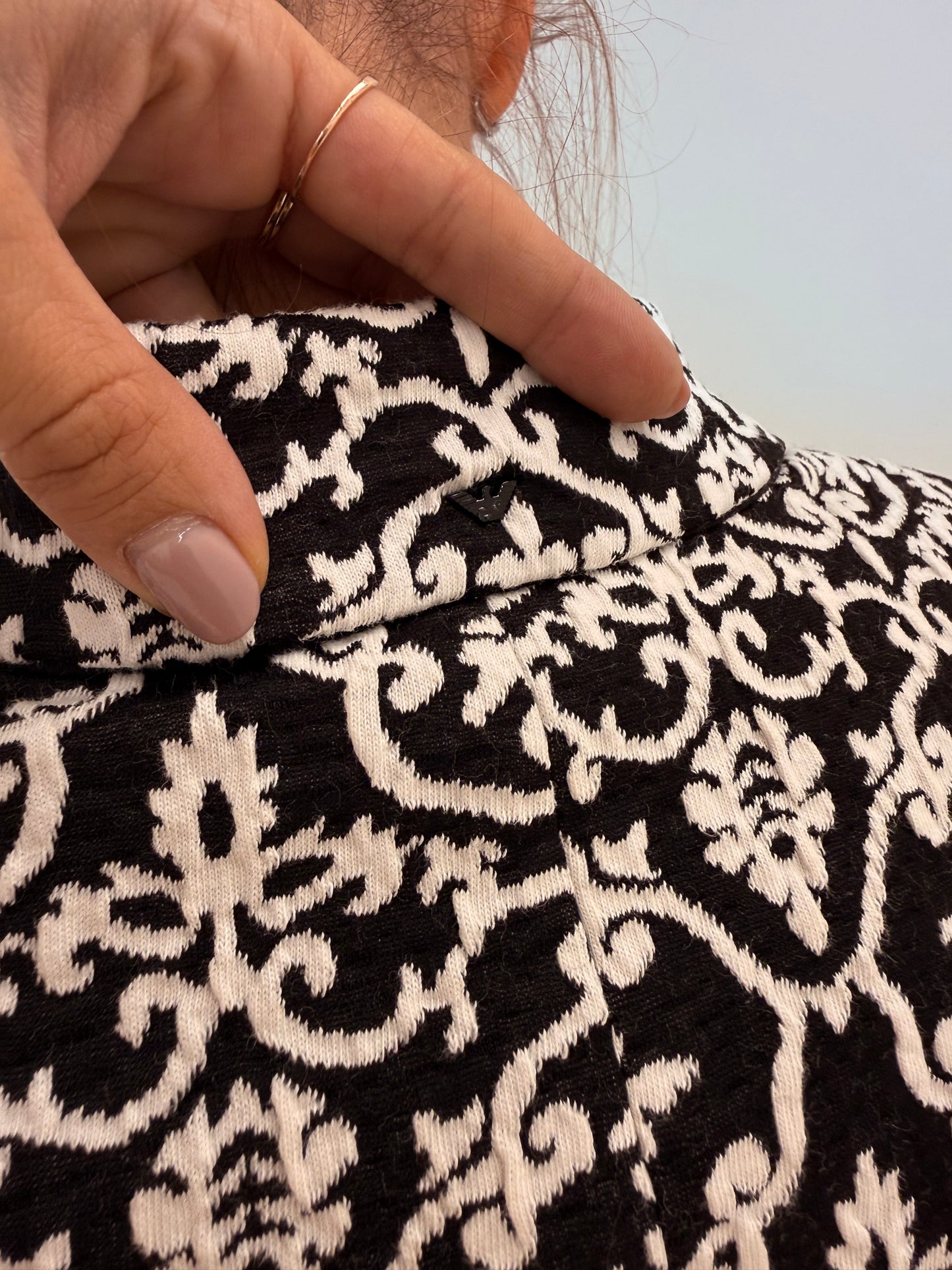 Sacou Armani ultra confort din brocart excepțional alb negru modelator și plin