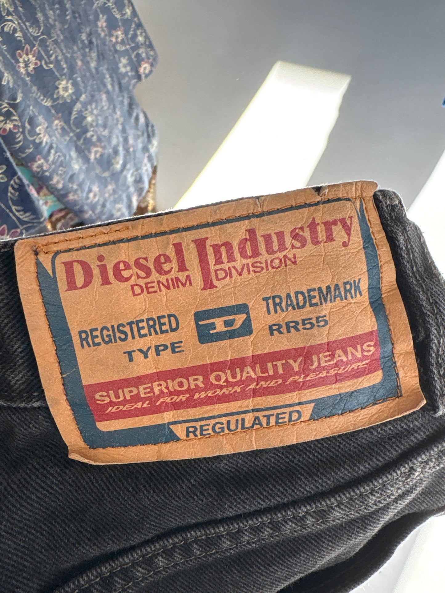Jeans luxury Diesel straight leg cu talie înaltă