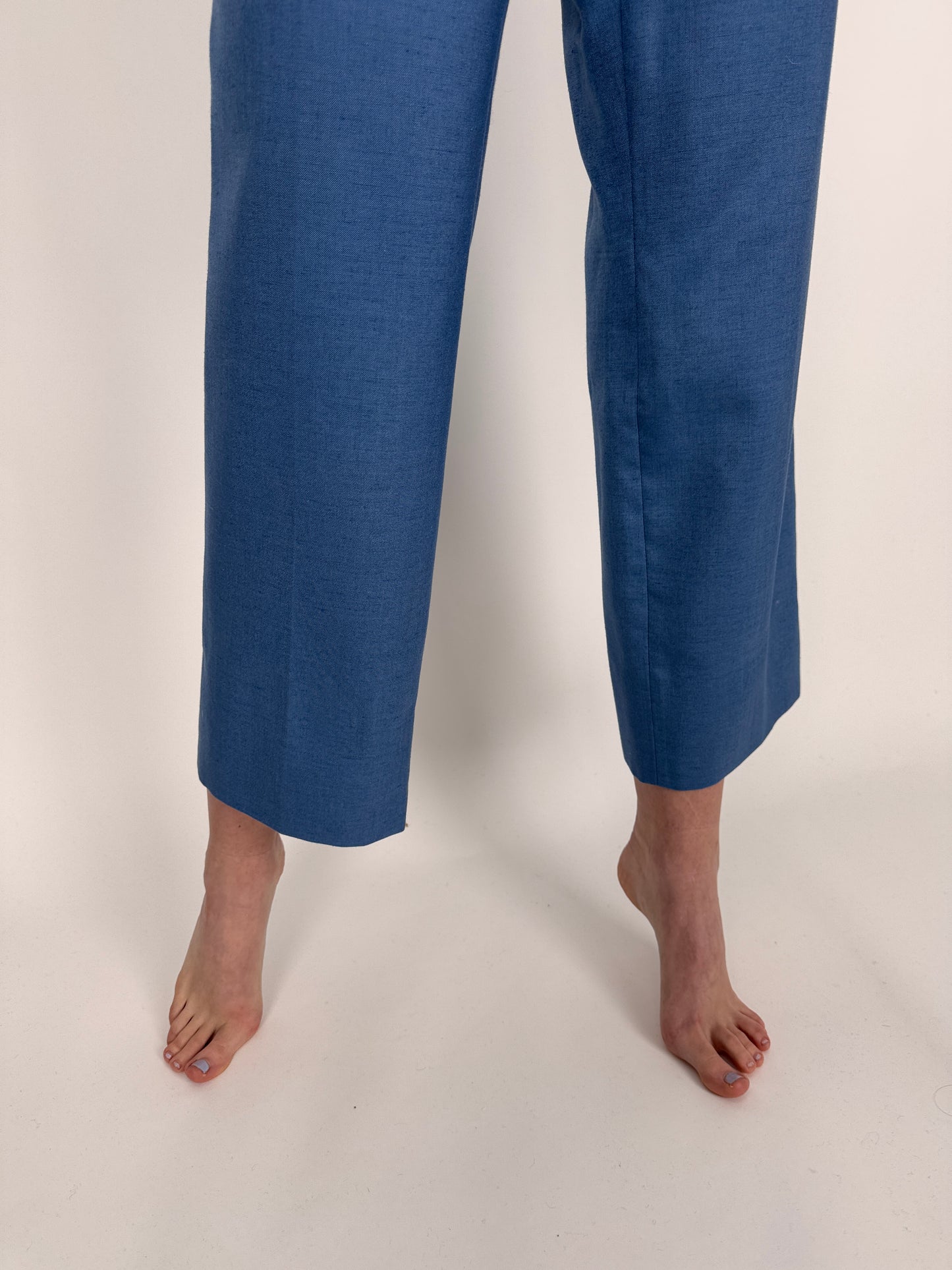 Pantaloni baby blue din stofă din mix de lana