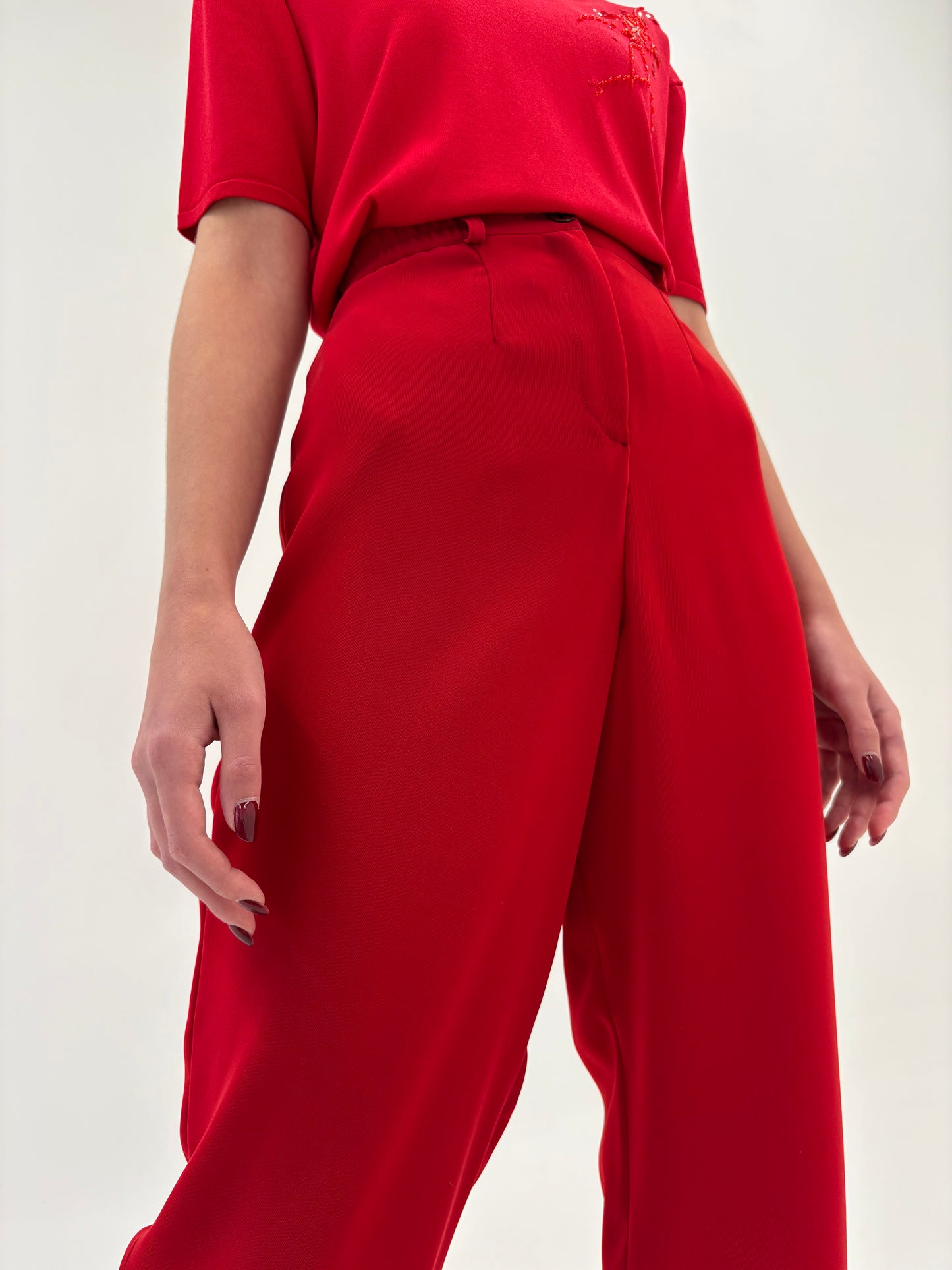 Pantaloni cherry red cu talie ultra înaltă marcată elastică tall