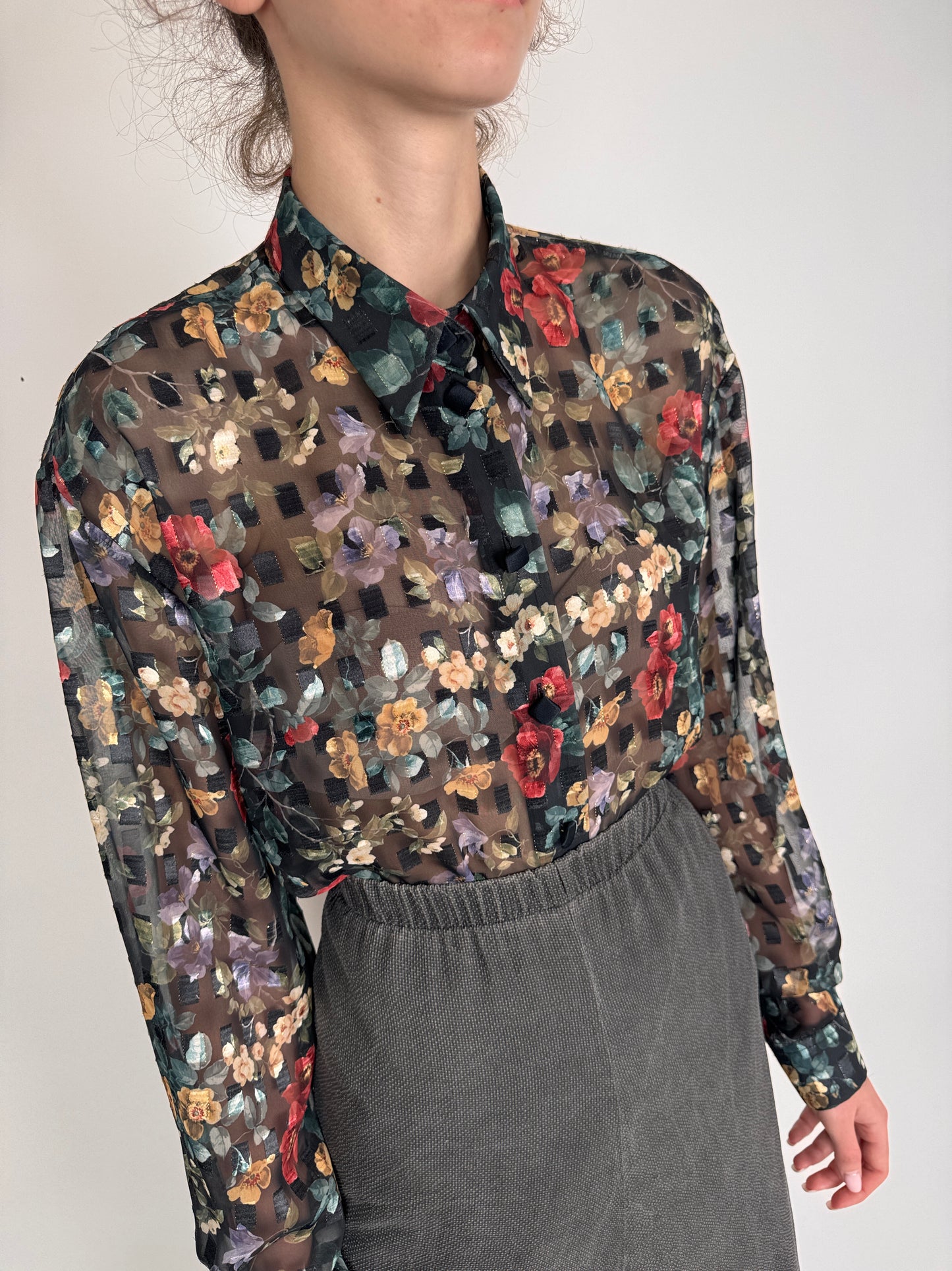 Cămașa cu print floral superb și print texturat