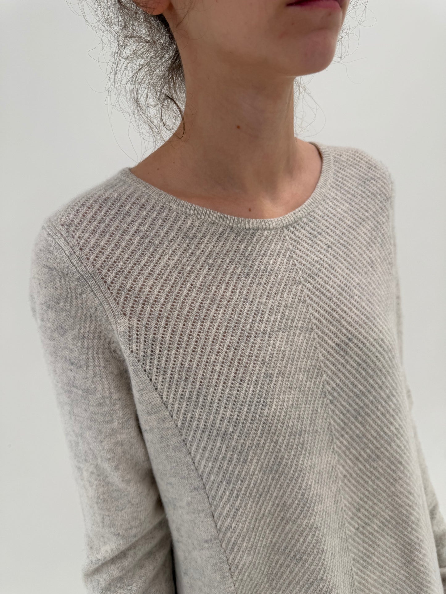 Pulover luxury Vince din cașmir excepțional off white