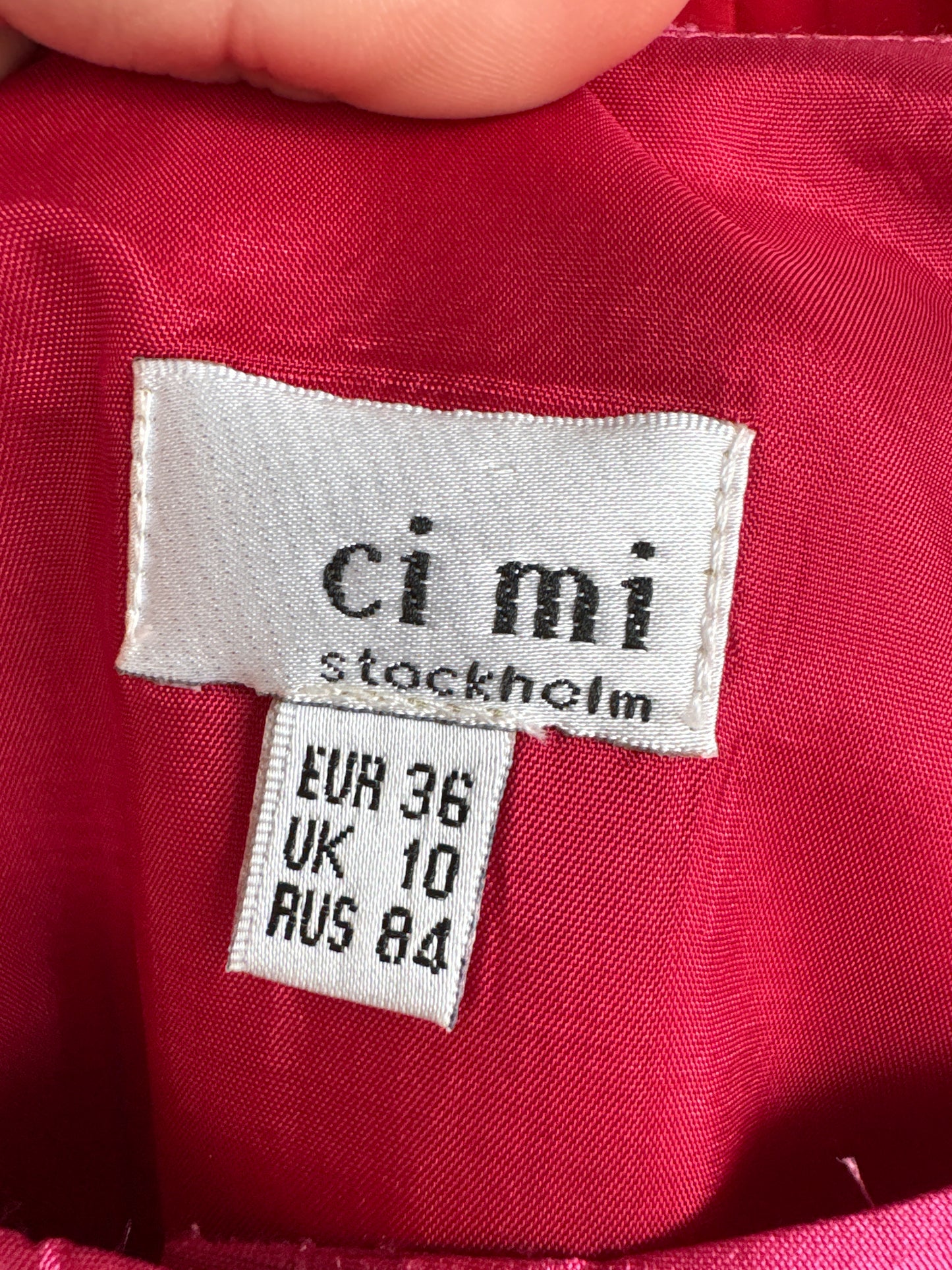 Rochie Barbie pink din mătase naturală dupioni perlata în croi clasic