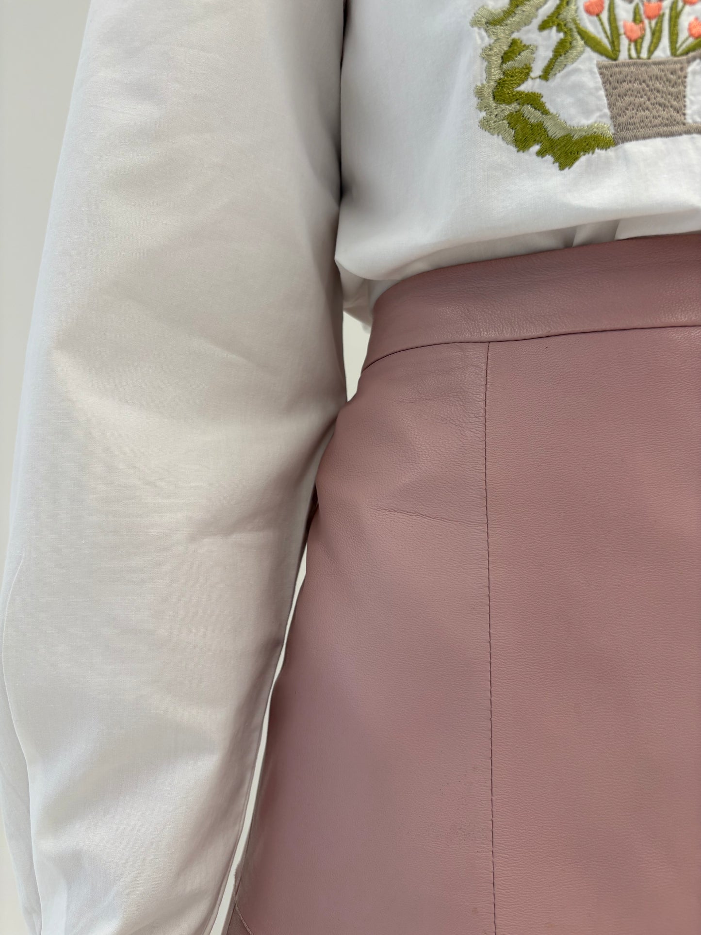 Fustă powder Pink din piele naturală extrem de moale