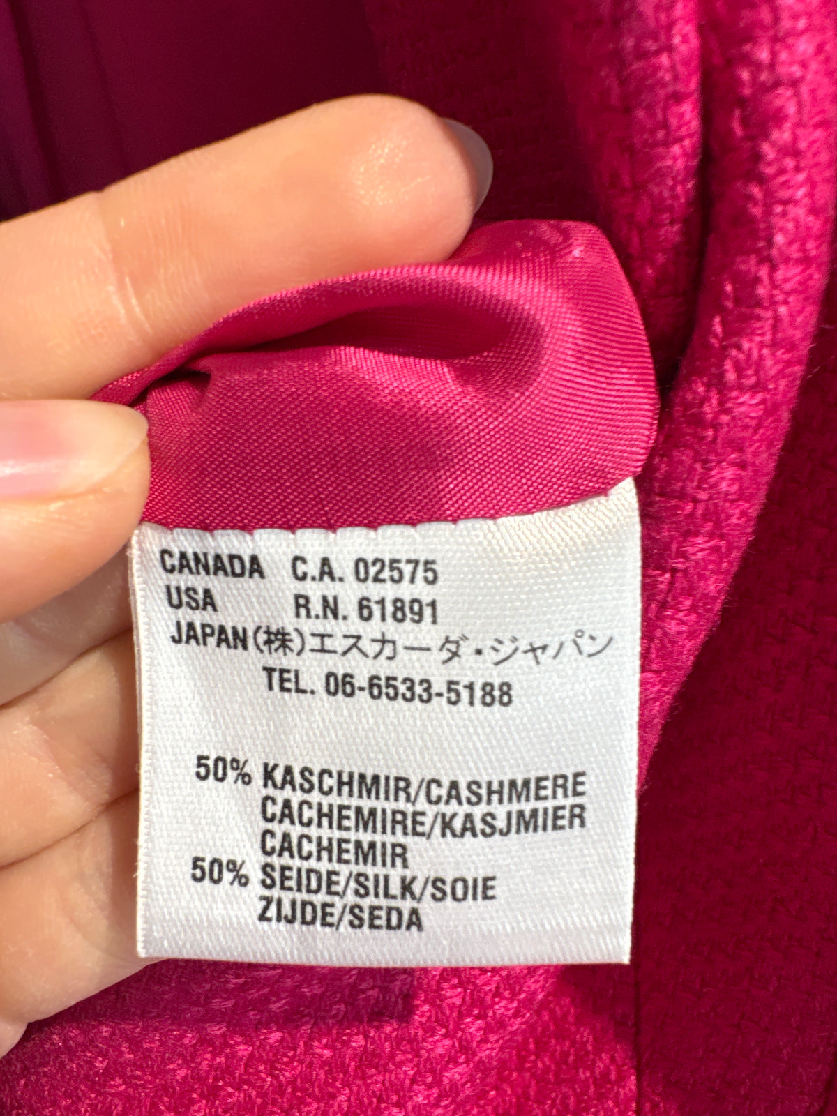 Sacou Escada fucsia din stofă ultra luxury Piacenza din cașmir și mătase naturală