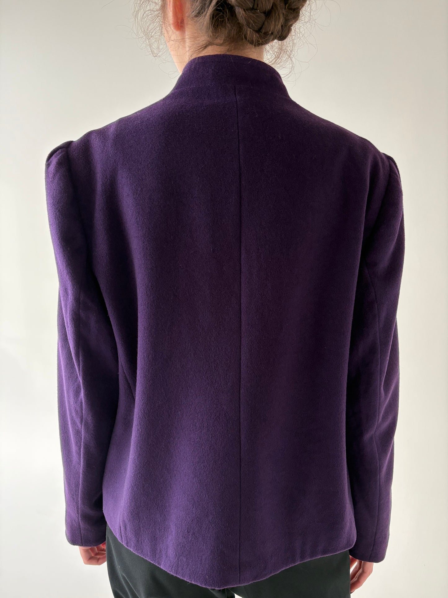 Sacou de brand luxury Delmod din boiled wool în croi ușor cambrat