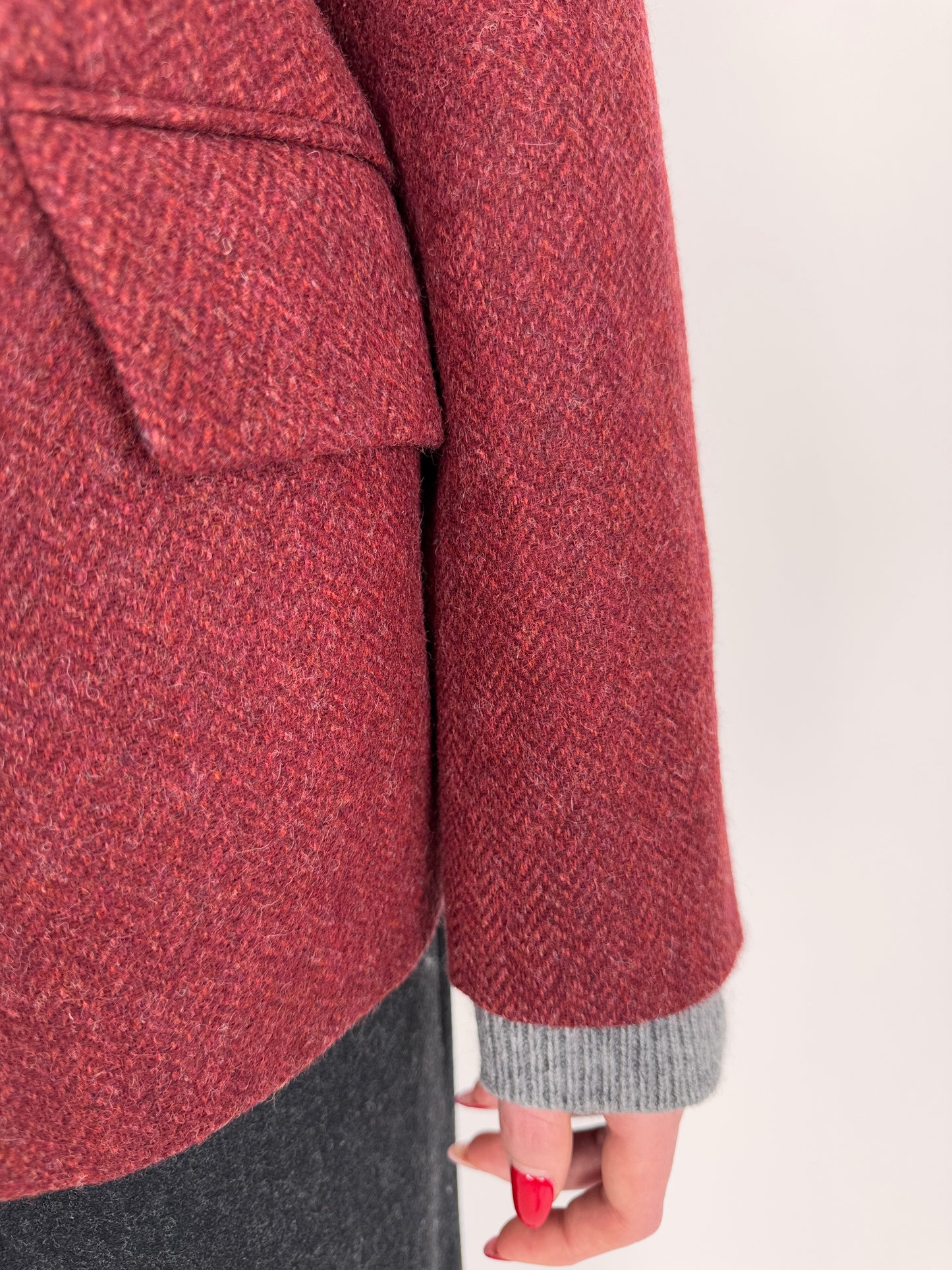 Sacou din tweed plin de lana blush red