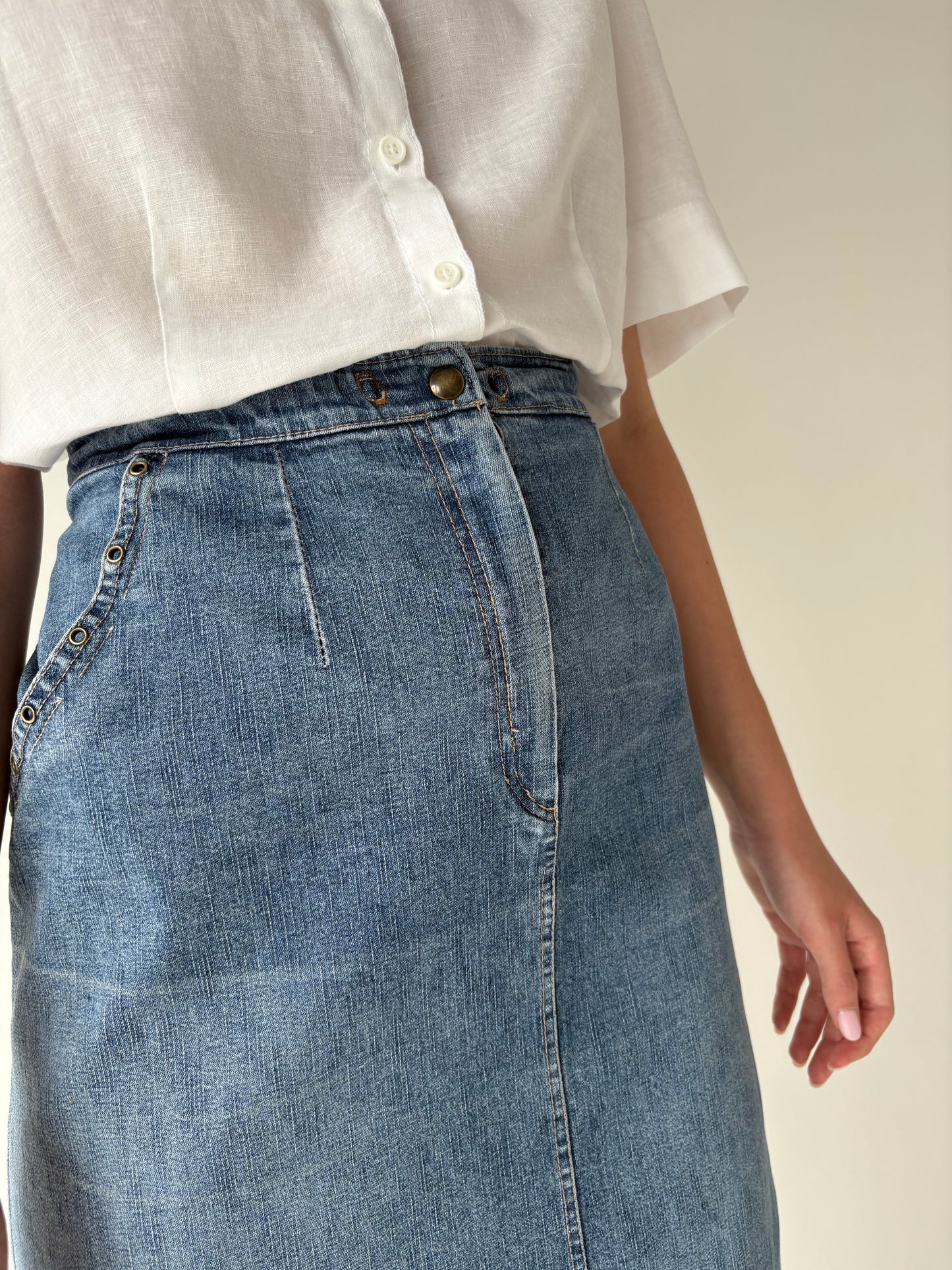 Fustă vintage din jeans de vară cu talie înaltă și buzunare