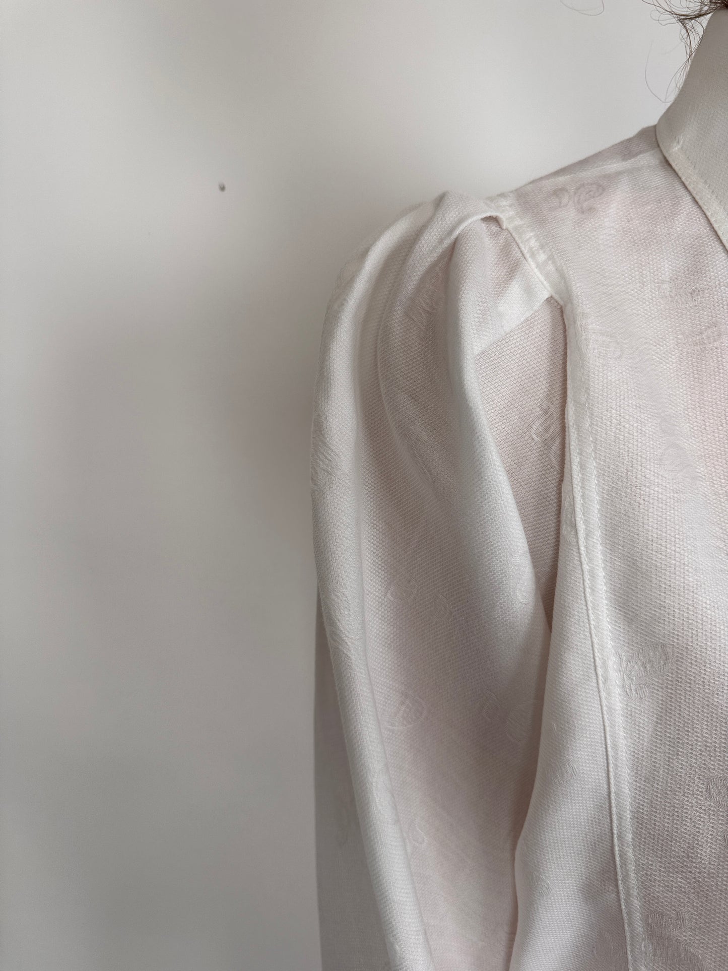Cămașa vintage cu revere chic din poplin premium texturat